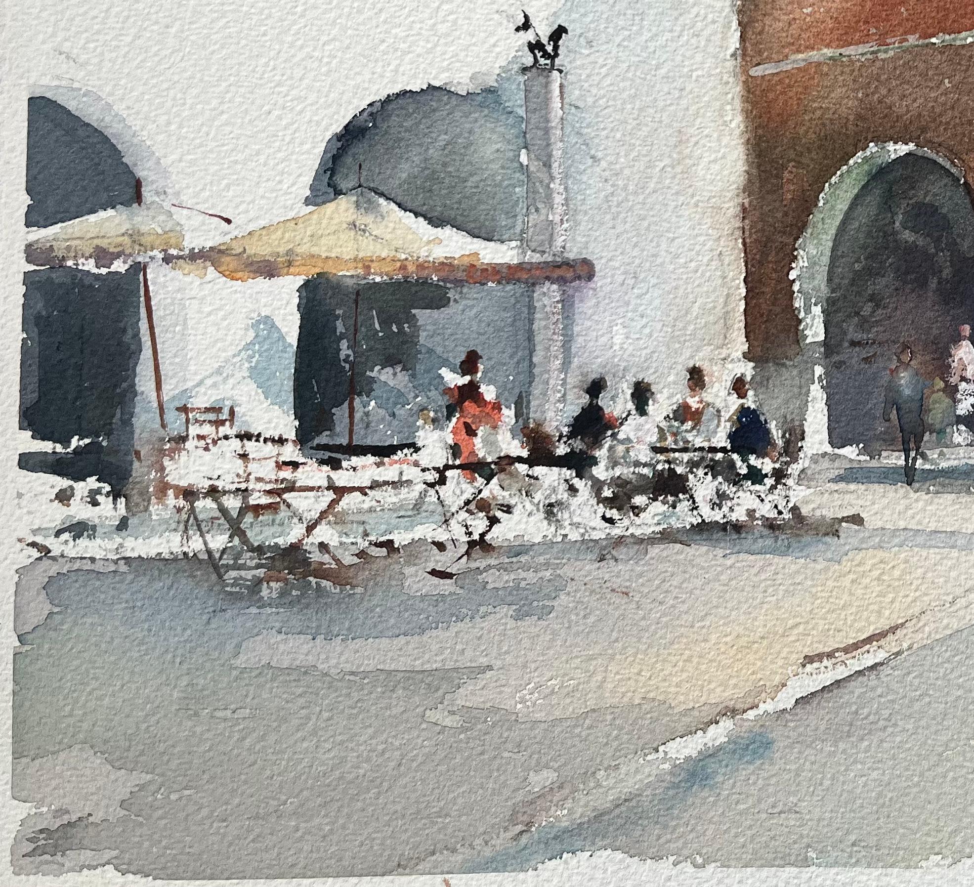 Acuarela Impresionista Británica de una Encantadora Escena Callejera Europea con Café - Landscape Painting Gris de Anthony Avery