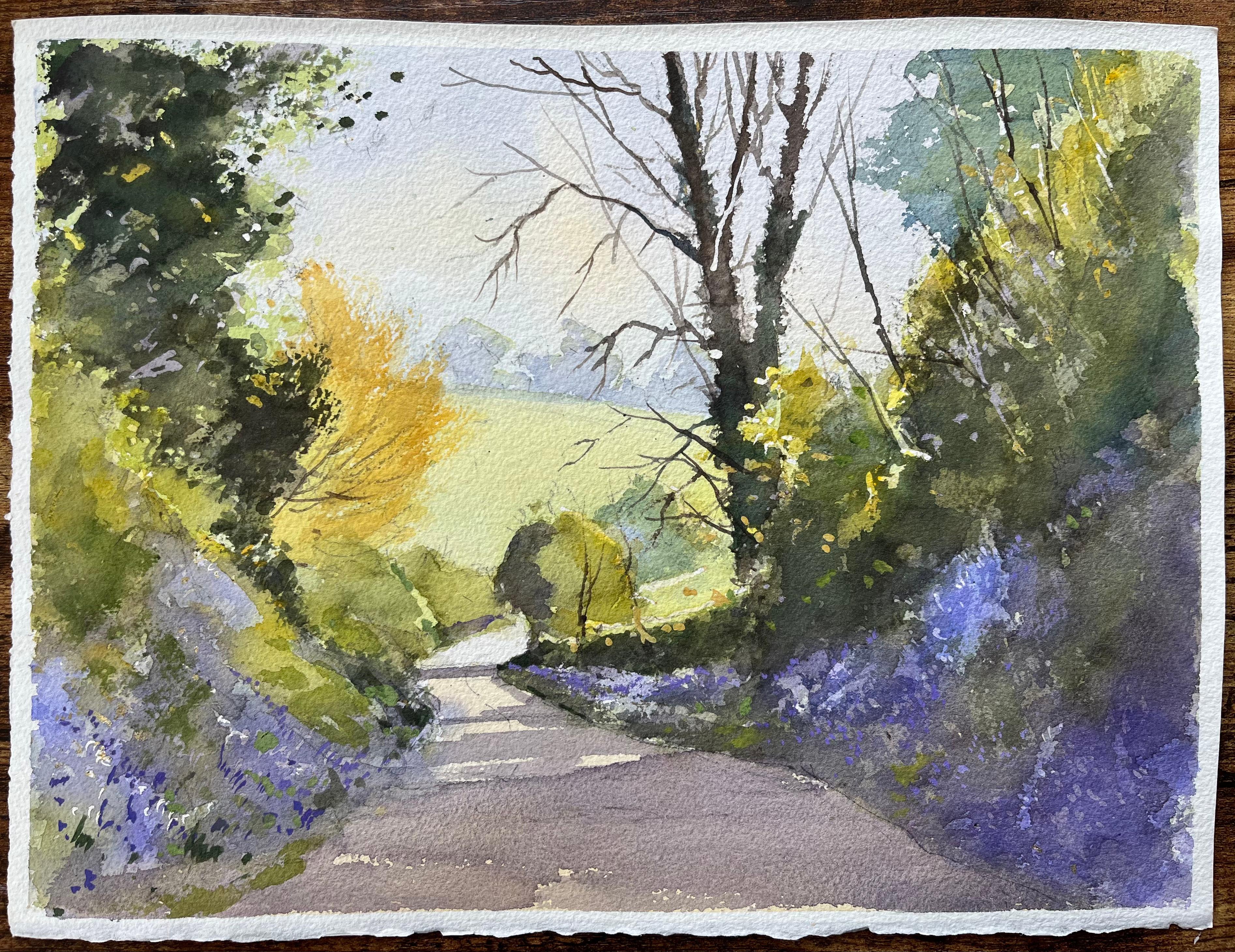 Aquarelle impressionniste britannique d'un chemin de campagne avec des jacinthes printanières - Painting de Anthony Avery