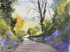 Acuarela impresionista británica de un camino rural con campanillas de primavera