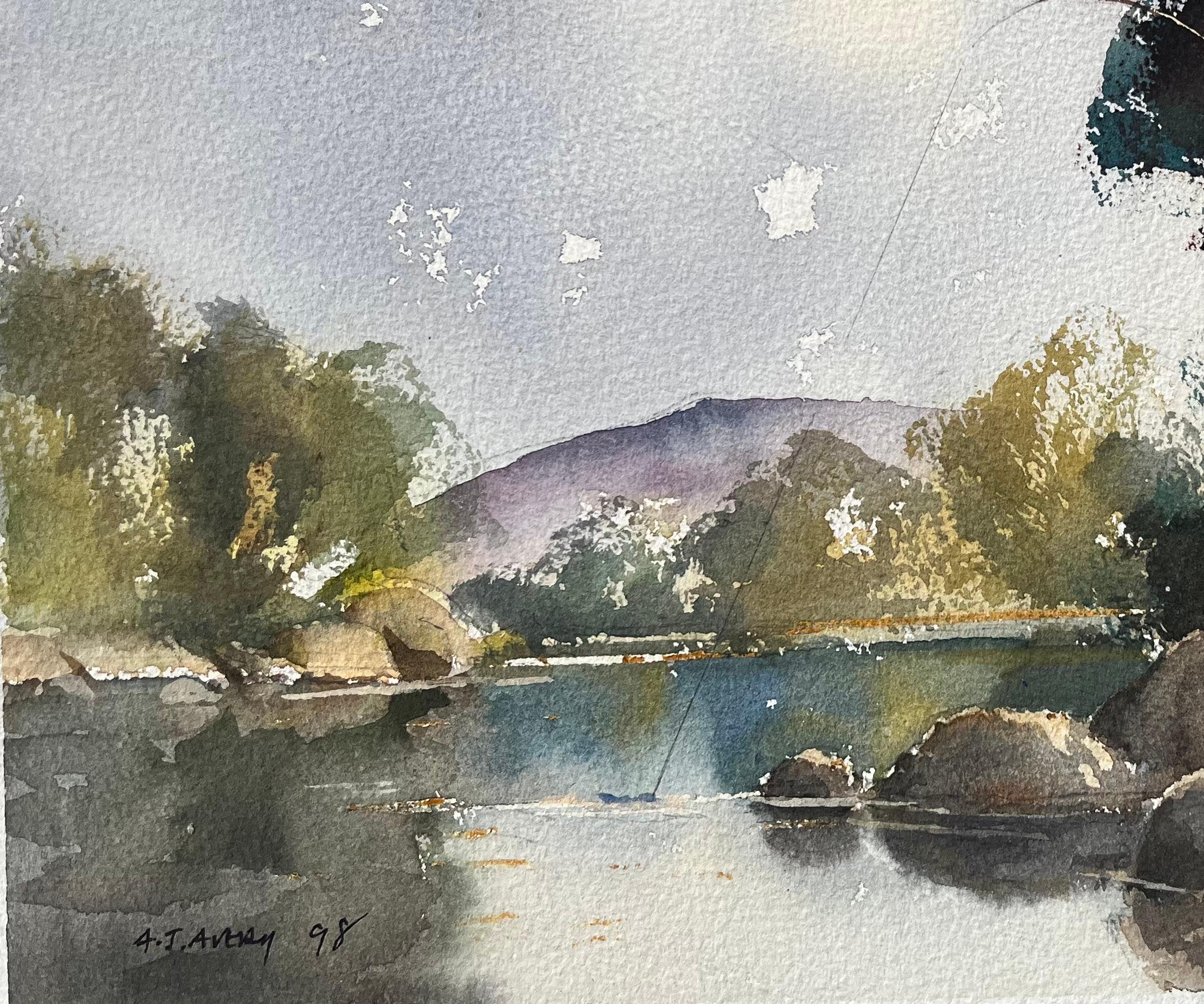Titel: Britischer Impressionist Aquarell eines Fischers am Flussufer
Von Anthony Avery (Brite 1946-2023)
Unterschrieben: Ja
Original-Aquarell auf Künstlerpapier, ungerahmt
Abmessungen: 10,75 x 15,25 Zoll (Höhe x Breite)
Zustand: Gut, mit leichten