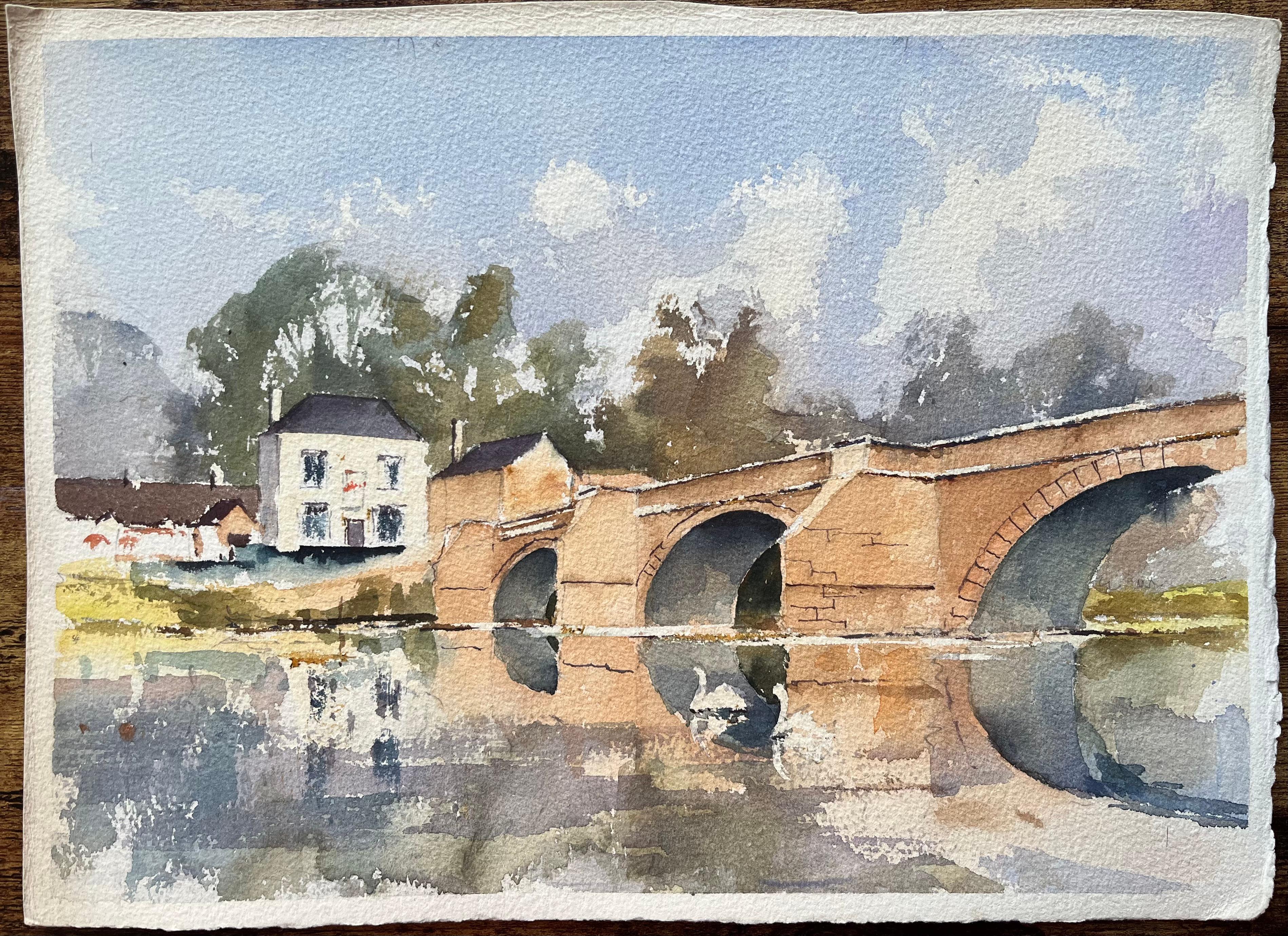 Acquerello impressionista britannico di un ponte storico in pietra e cottage - Painting di Anthony Avery