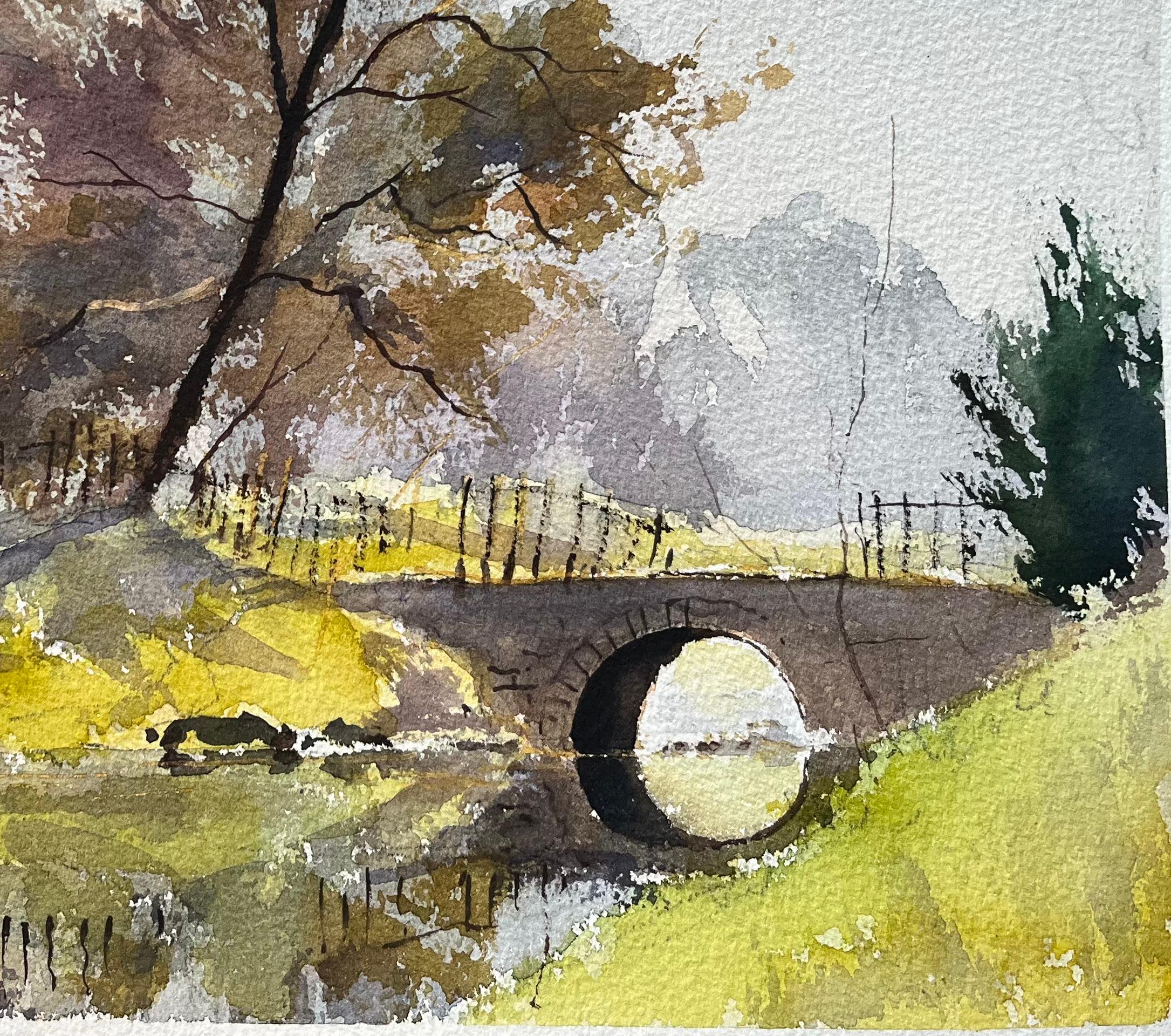 Britisches impressionistisches Aquarell eines Hauses und einer Steinbrücke über einem Fluss (Impressionismus), Painting, von Anthony Avery