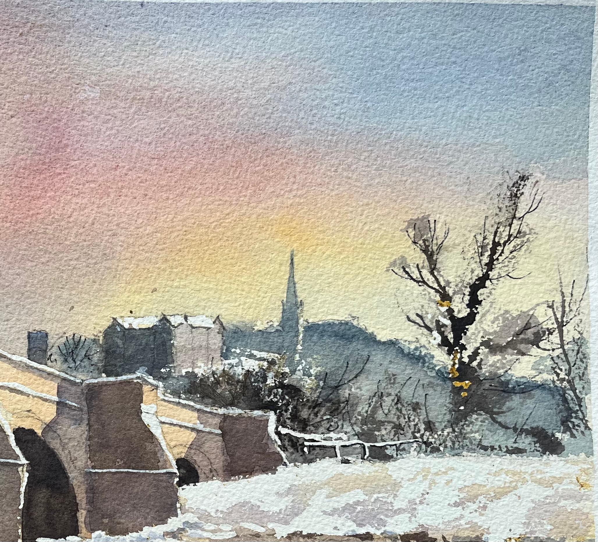Titel: Britischer Impressionist Aquarell einer verschneiten Brücke und Wintersonnenuntergang
Von Anthony Avery (Brite 1946-2023)
Original-Aquarell auf Künstlerpapier, ungerahmt
Abmessungen: 11,25 x 15,25 Zoll (Höhe x Breite)
Zustand: Gut, mit