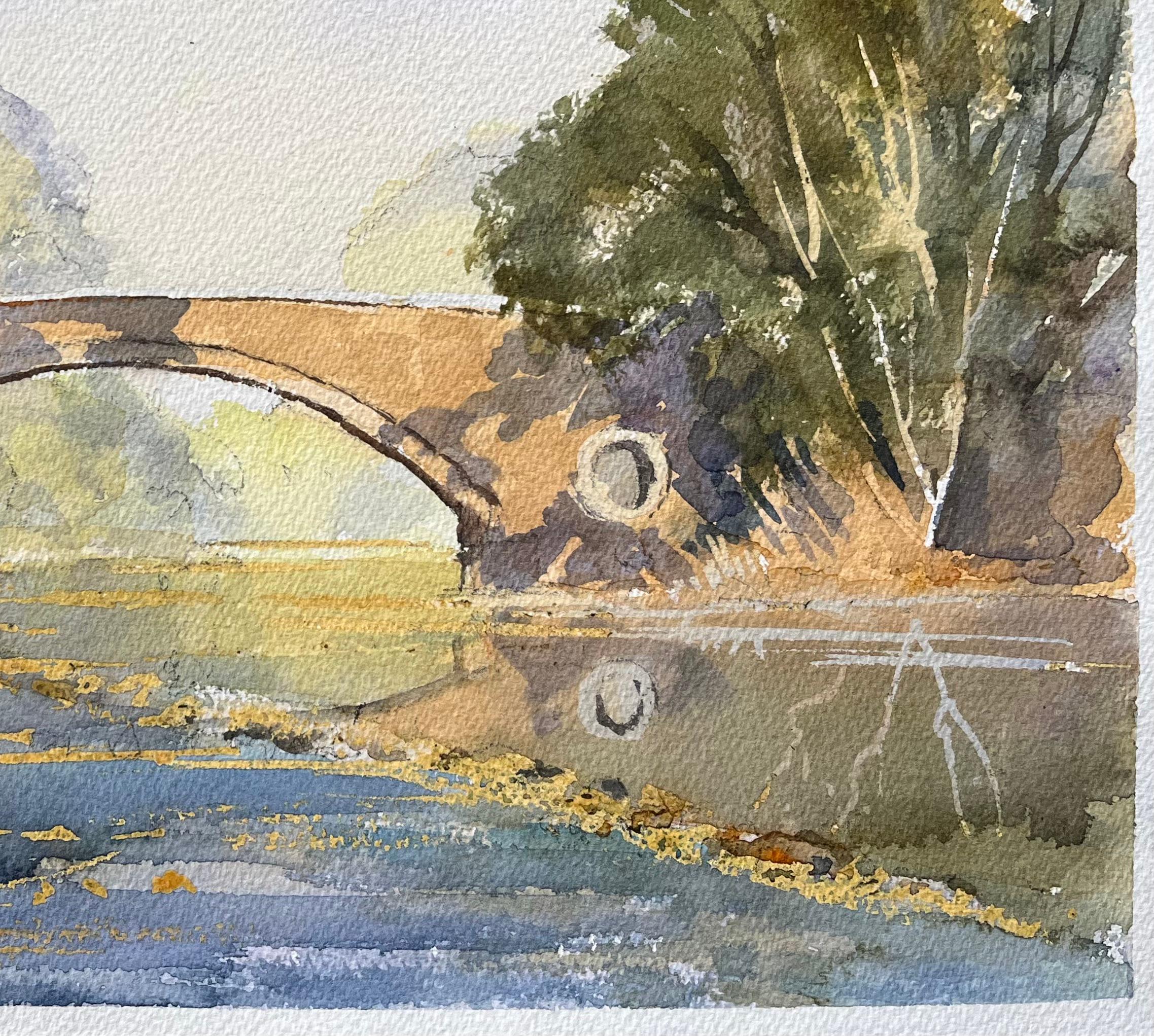 Britischer Impressionist Aquarell einer Steinbrücke über einen ruhigen Fluss (Impressionismus), Painting, von Anthony Avery