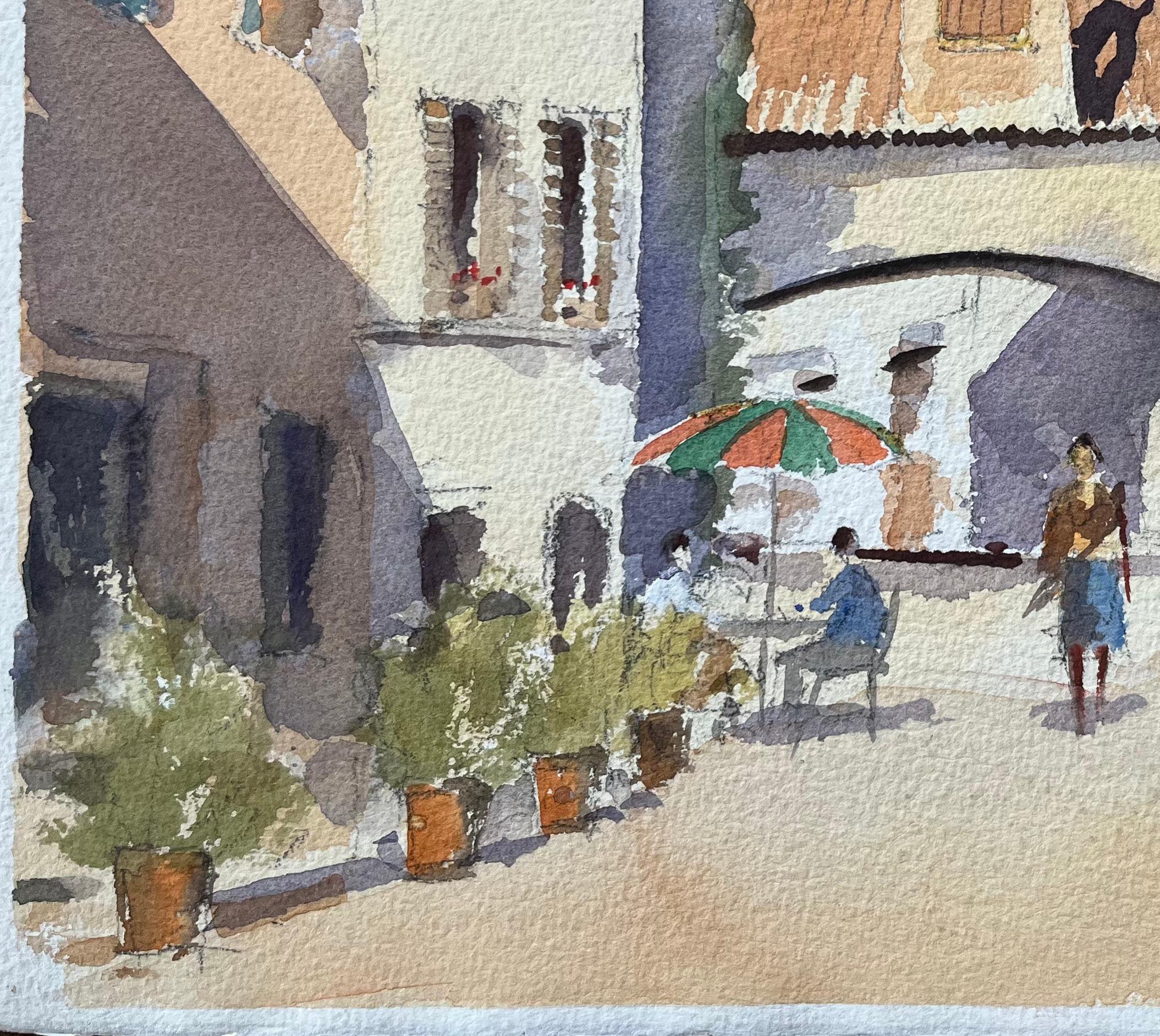 Titel: Britischer Impressionist - Aquarell einer Straßenszene mit Glockenturmbogen
Von Anthony Avery (Brite 1946-2023)
Original-Aquarell auf Künstlerpapier, ungerahmt
Abmessungen: 11,25 x 15 Zoll (Höhe x Breite)
Zustand: Gut, mit leichten