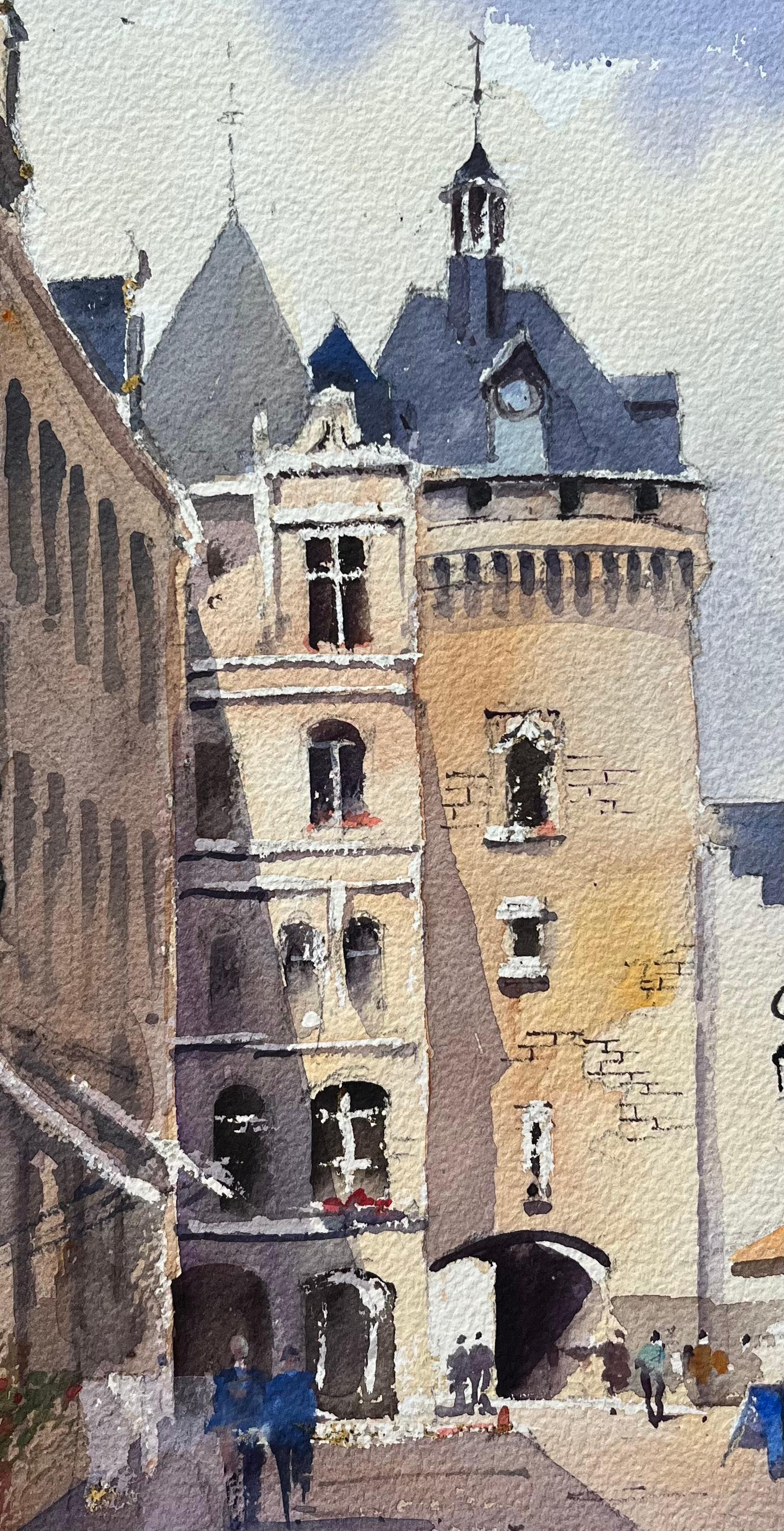 Acquerello impressionista britannico di charme architettonico nella piazza della città di Loches in vendita 2