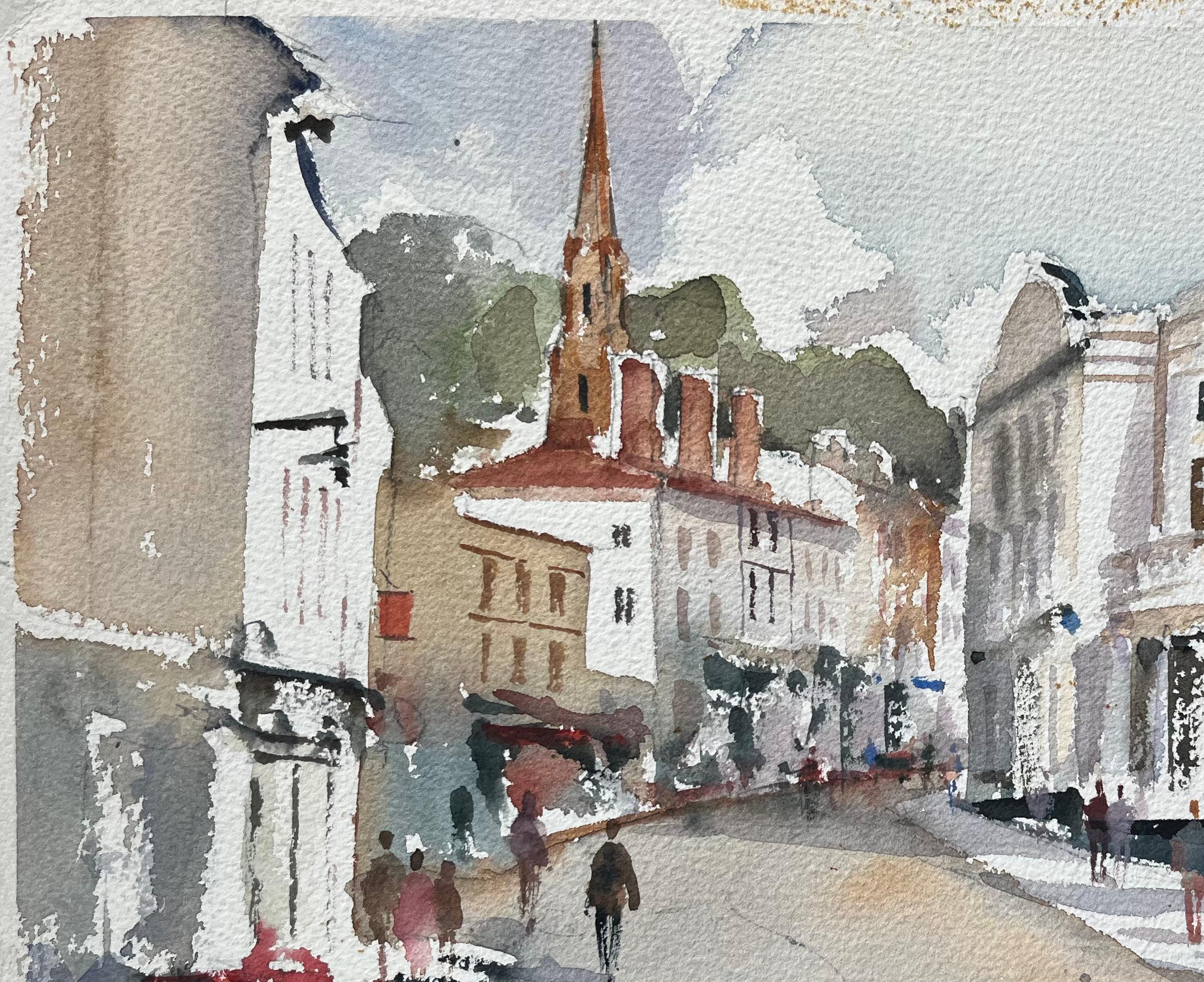 Acuarela impresionista británica de bulliciosa calle urbana con campanario - Landscape Painting Gris de Anthony Avery