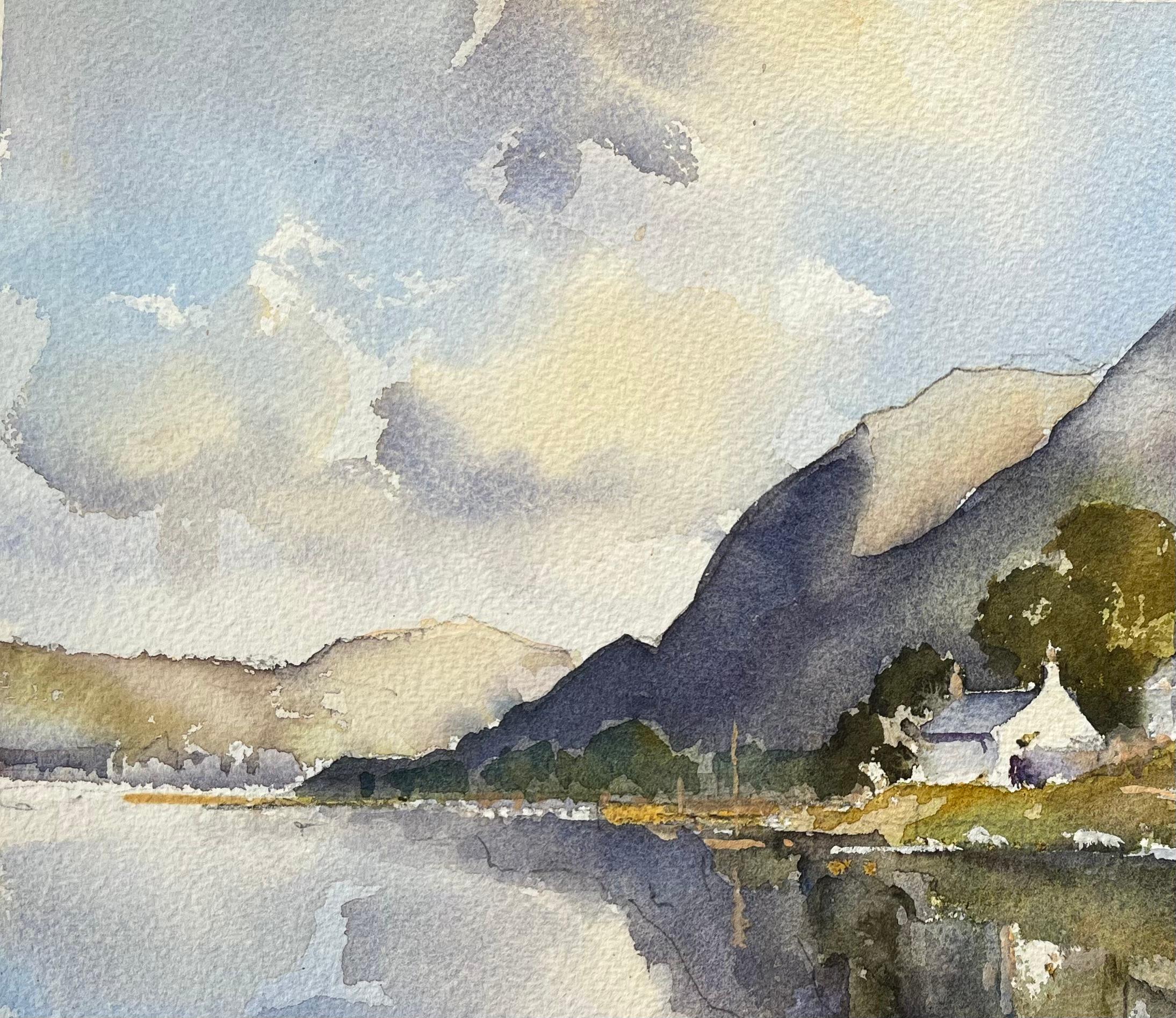 Britisches impressionistisches Aquarell von Lochside-Häusern mit Reflexionen auf Wasser, British Impressionismus im Angebot 2