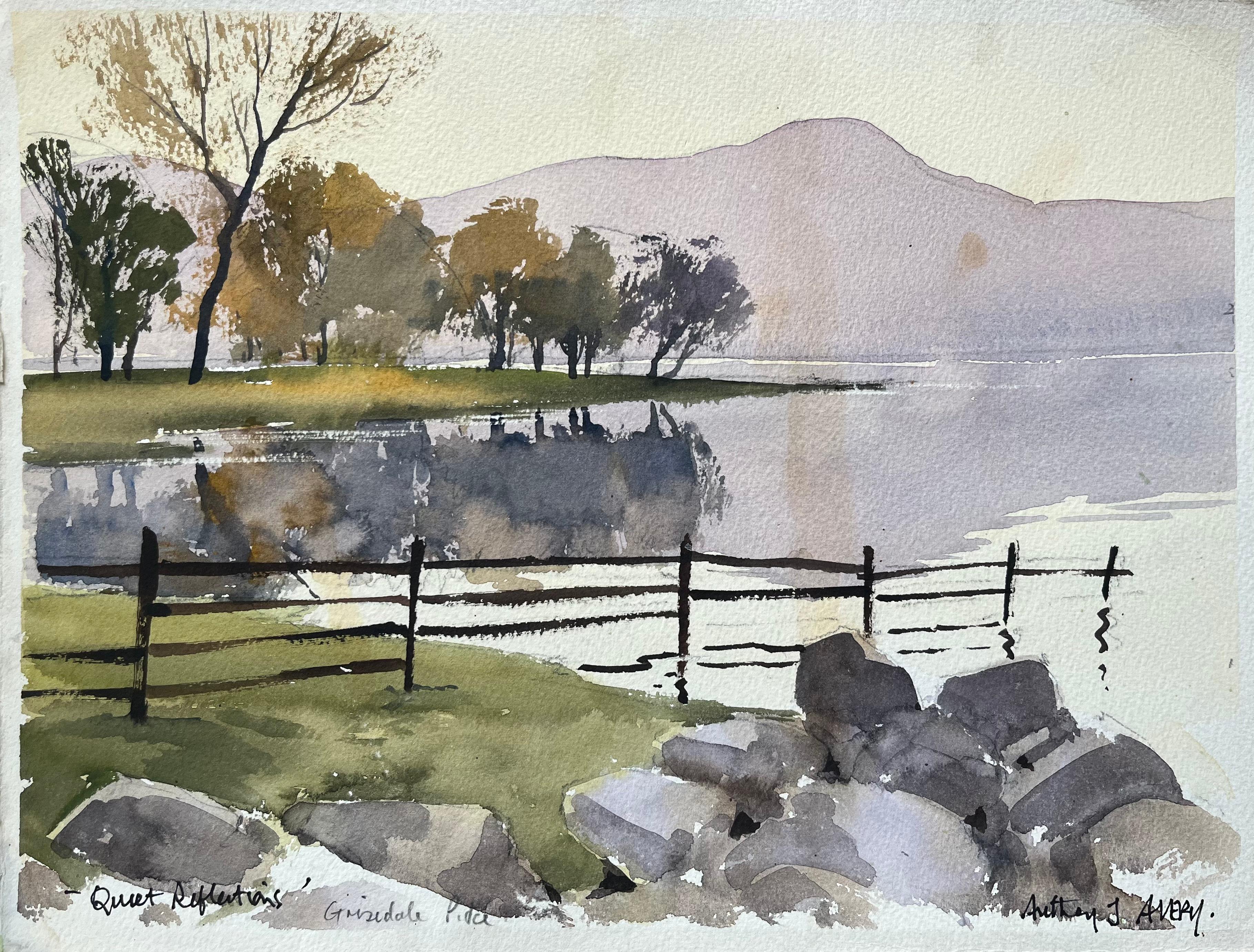 Landscape Painting de Anthony Avery - Acuarela impresionista británica de "Reflejos tranquilos" en Grizedale Pike