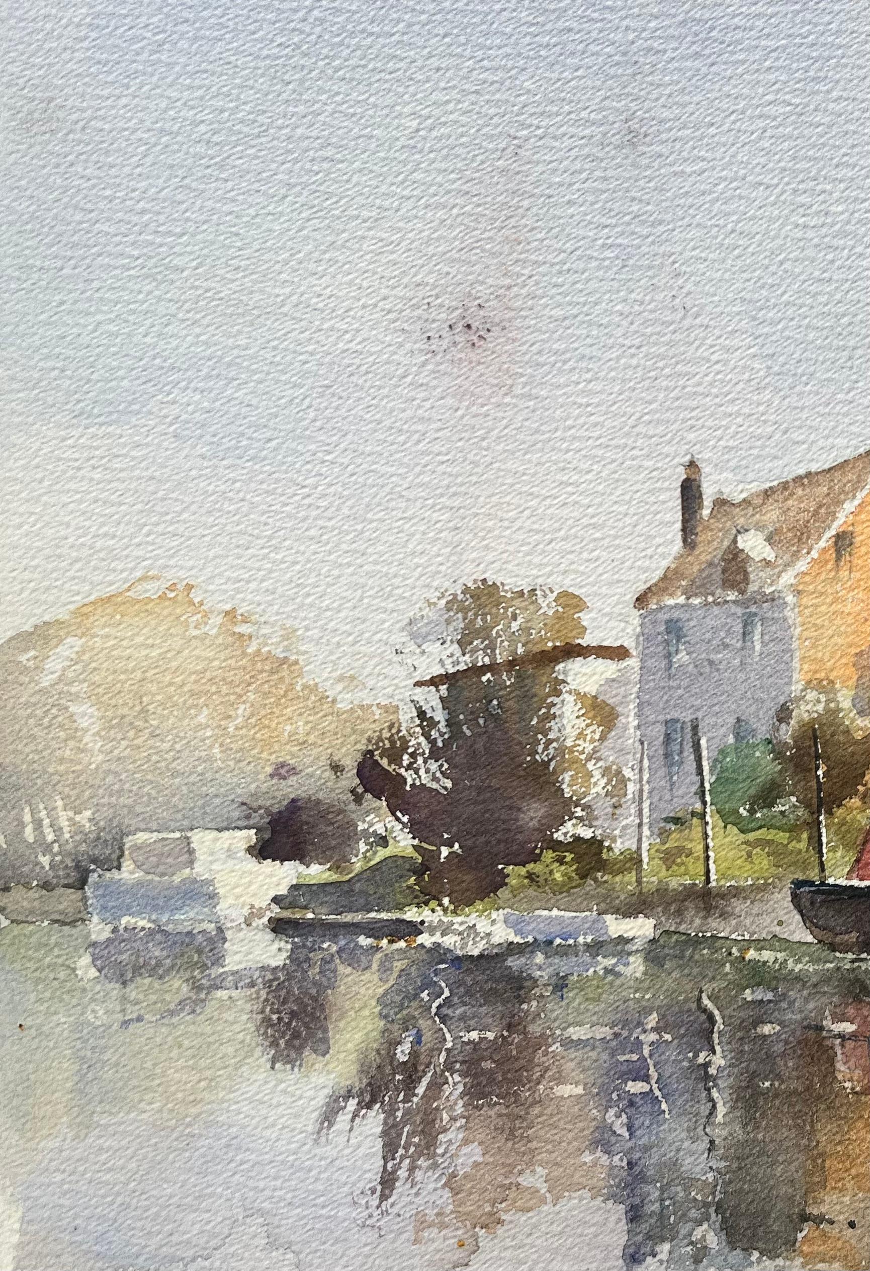 Titre : Aquarelle impressionniste britannique d'une scène au bord de l'eau avec une barque rouge
par Anthony Avery (britannique 1946-2023)
Aquarelle originale sur papier d'artiste, non encadrée
Dimensions : 11.25 x 15.25 pouces (Hauteur x
