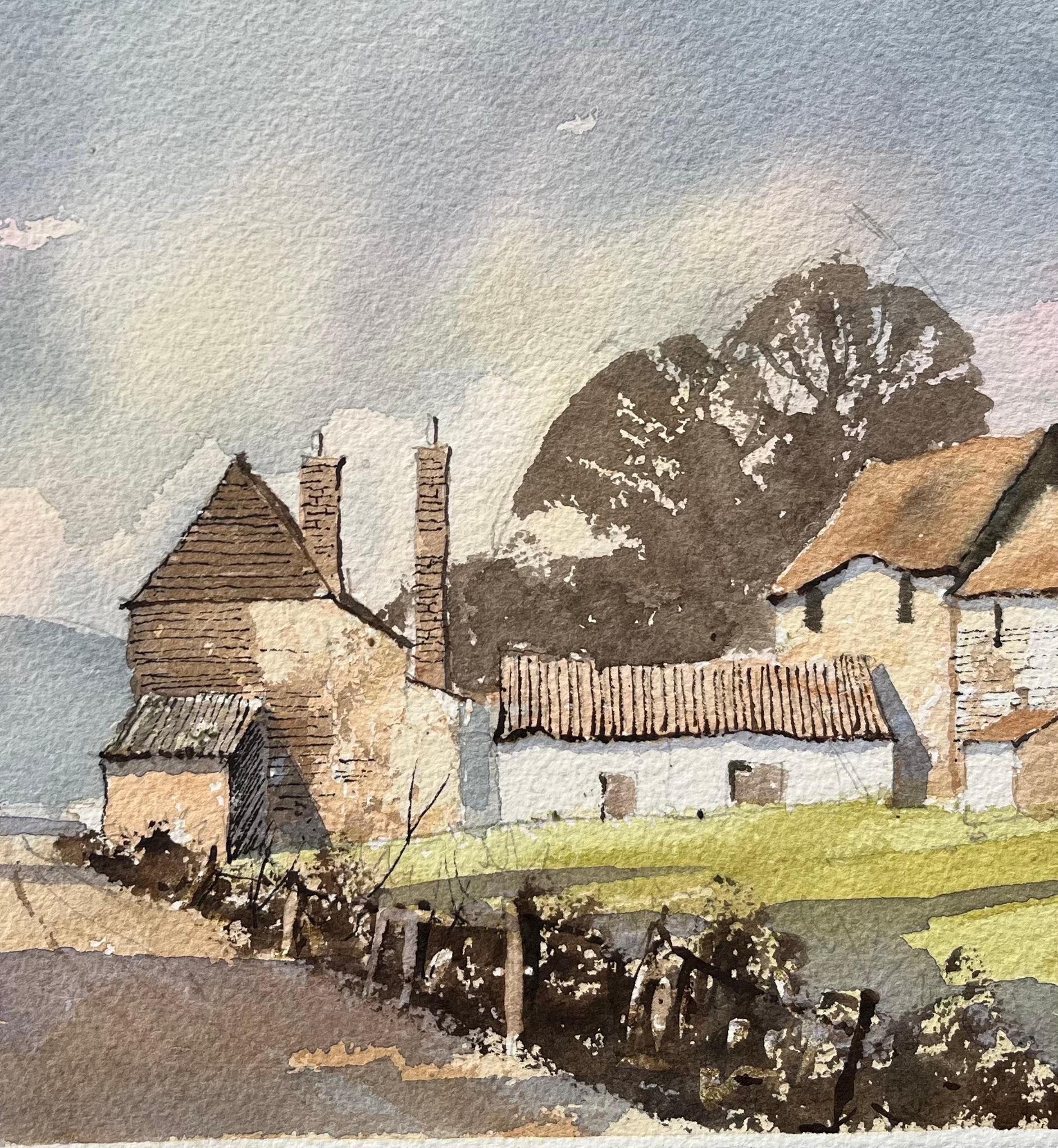 Britischer Impressionist Aquarell von ländlichen Gehöft in weichen Morgenlicht (Grau), Landscape Painting, von Anthony Avery