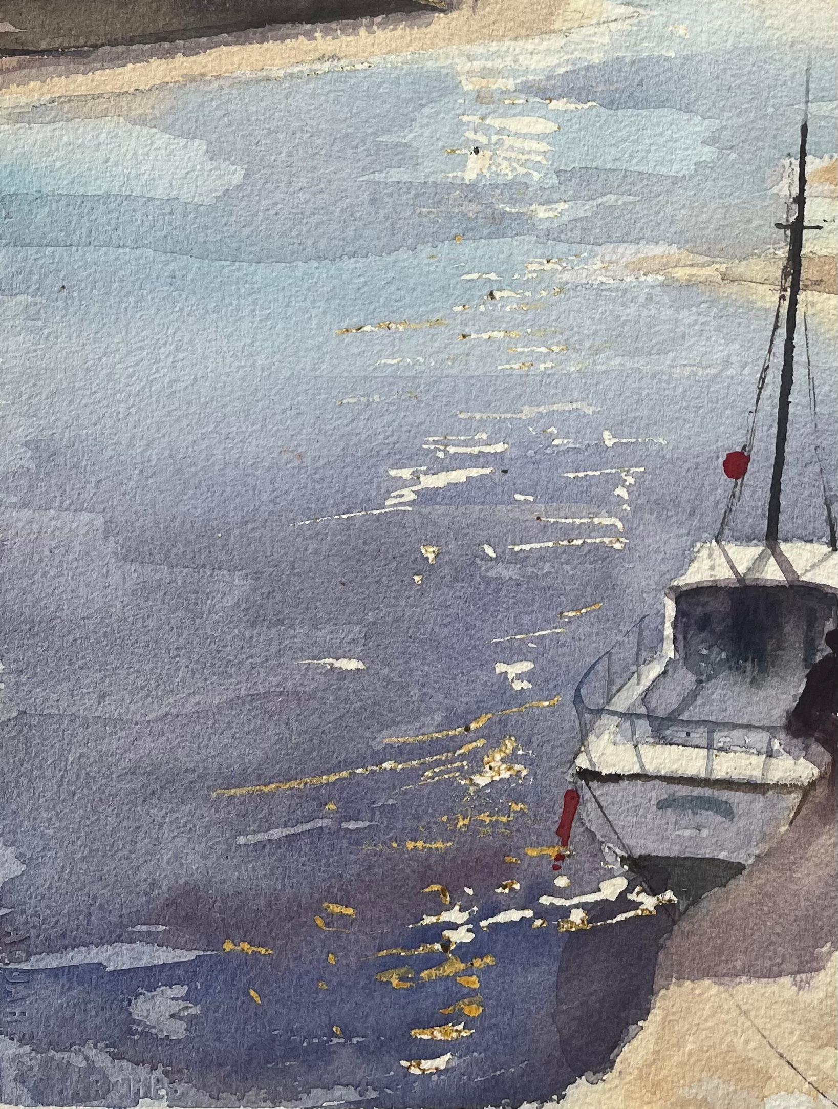 Acuarela impresionista británica de muelle junto al mar con barco y figuras - Landscape Painting Gris de Anthony Avery