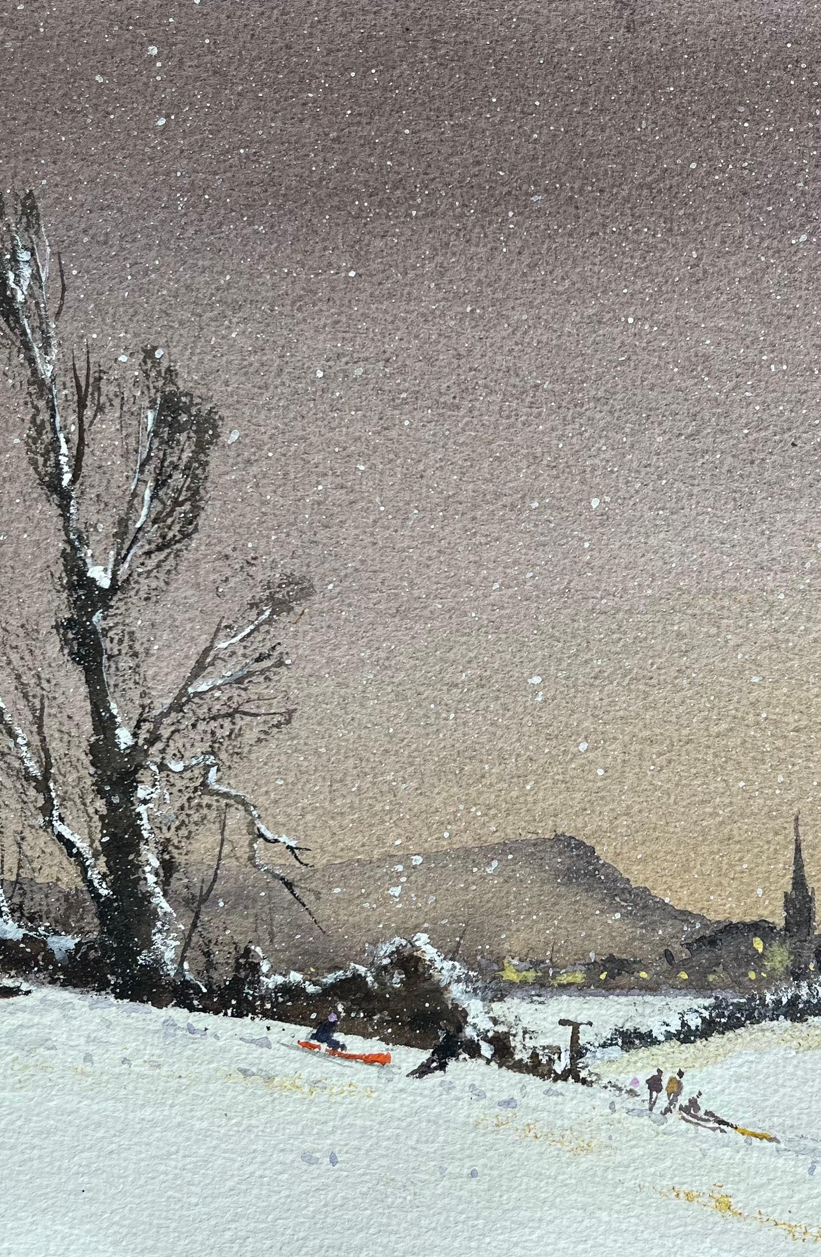 Aquarelle impressionniste britannique d'un paysage enneigé avec des écluses et un village - Gris Landscape Painting par Anthony Avery
