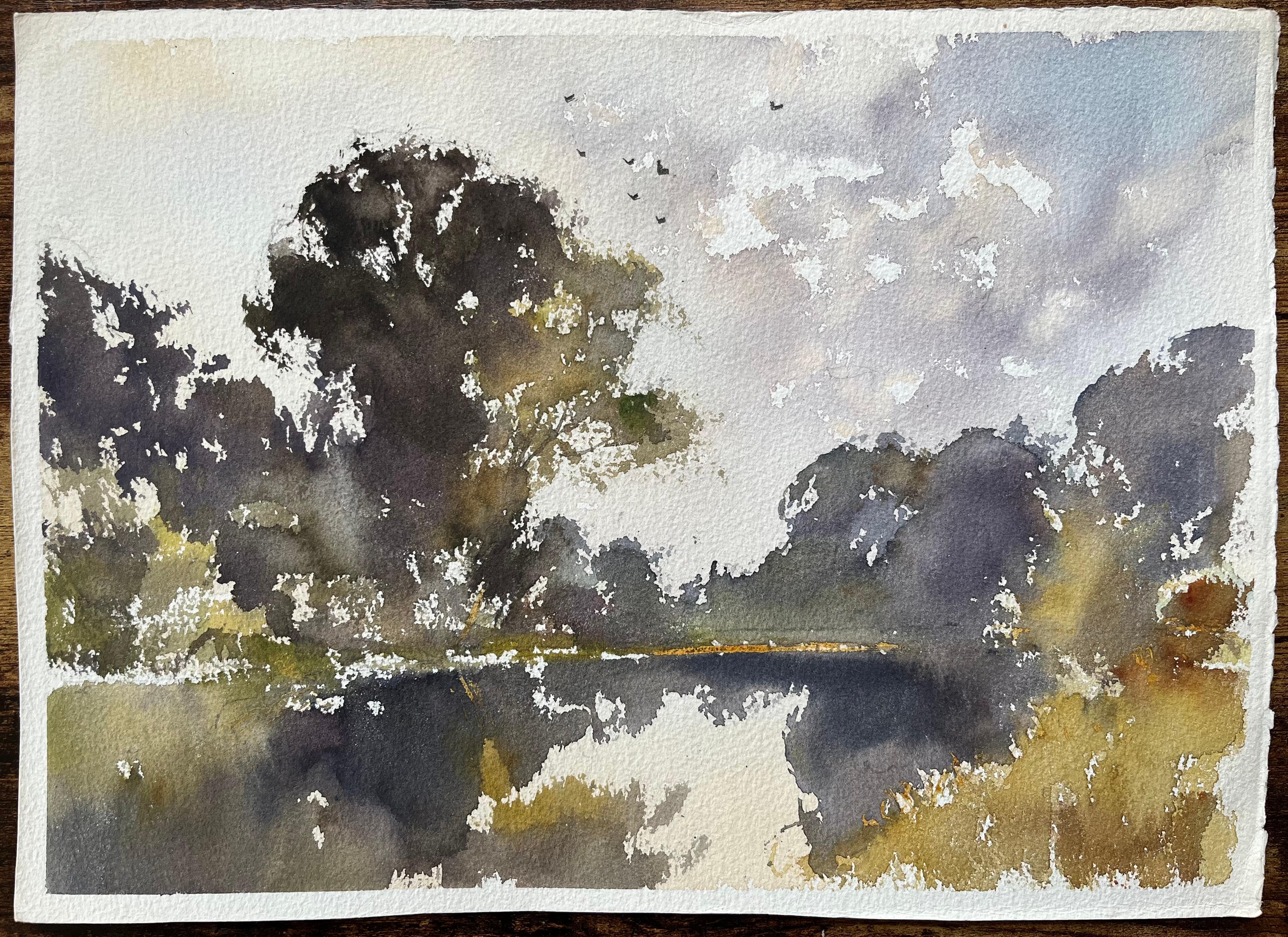 Britischer Impressionist Aquarell von Bäumen in einem stillen See reflektiert – Painting von Anthony Avery