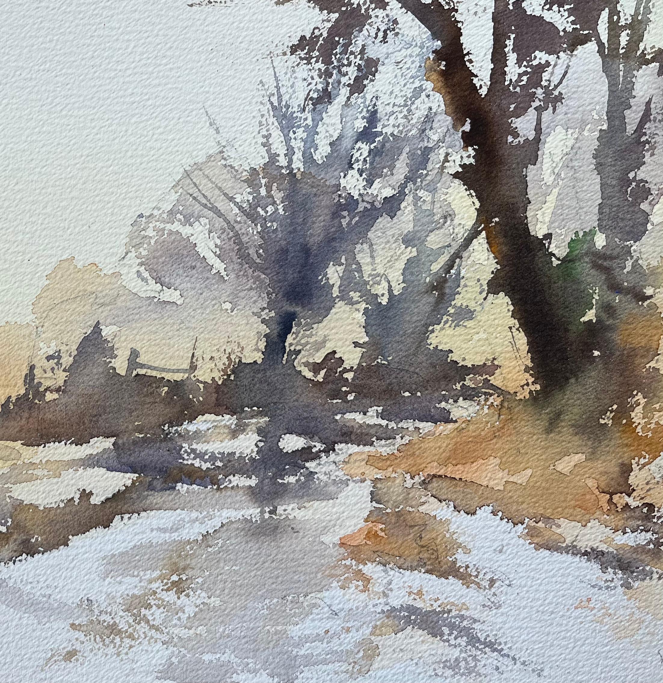Titel: Britischer Impressionist Aquarell eines winterlichen Waldweges in weichem Licht
von Anthony Avery (Brite 1946-2023)
Original-Aquarell auf Künstlerpapier, ungerahmt
Abmessungen: 11 x 15,5 Zoll (Höhe x Breite)
Zustand: Gut, mit leichten
