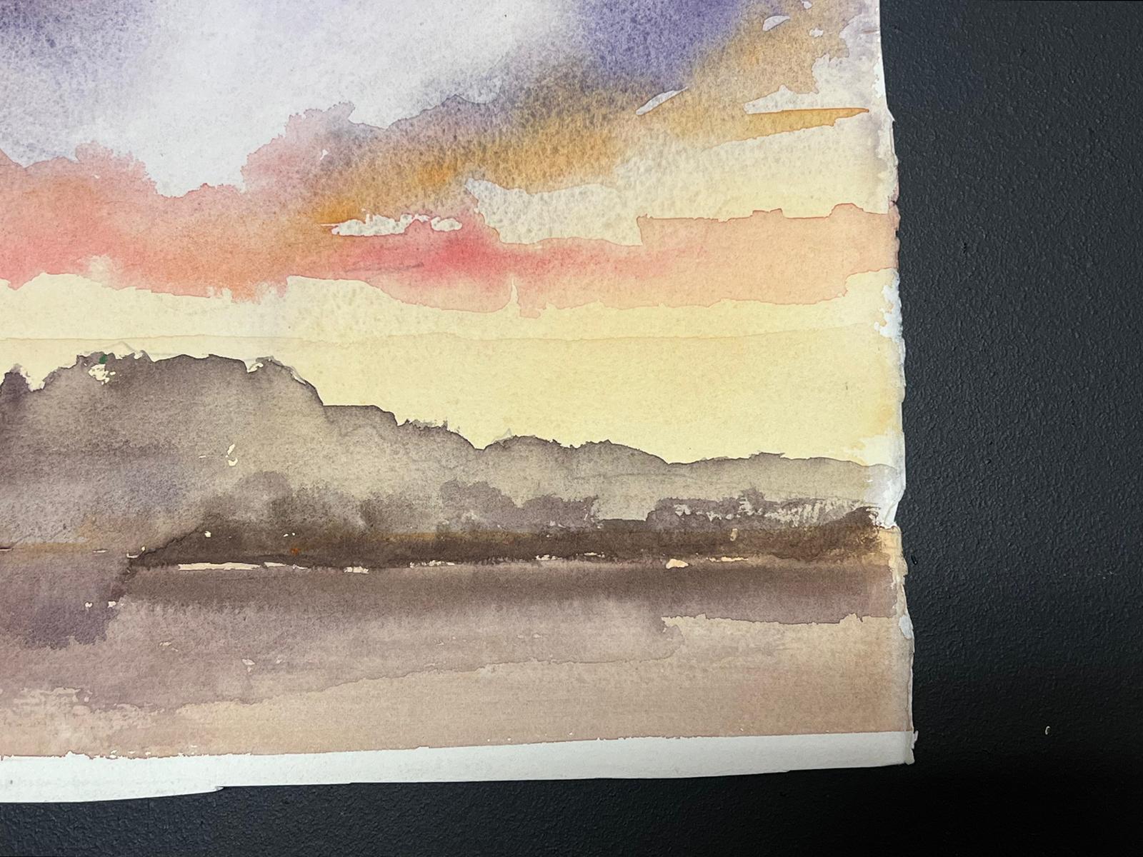 Aquarelle impressionniste originale britannique Coucher de soleil sur un paysage de la ville de Brown - Impressionnisme Painting par Anthony Avery