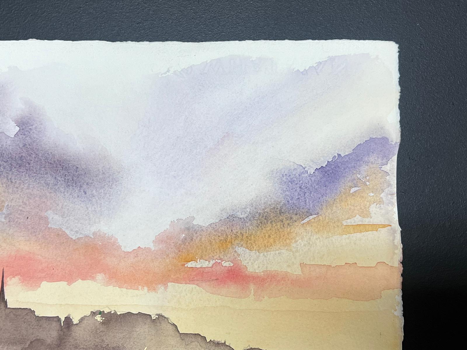 Aquarelle impressionniste originale britannique Coucher de soleil sur un paysage de la ville de Brown - Gris Landscape Painting par Anthony Avery