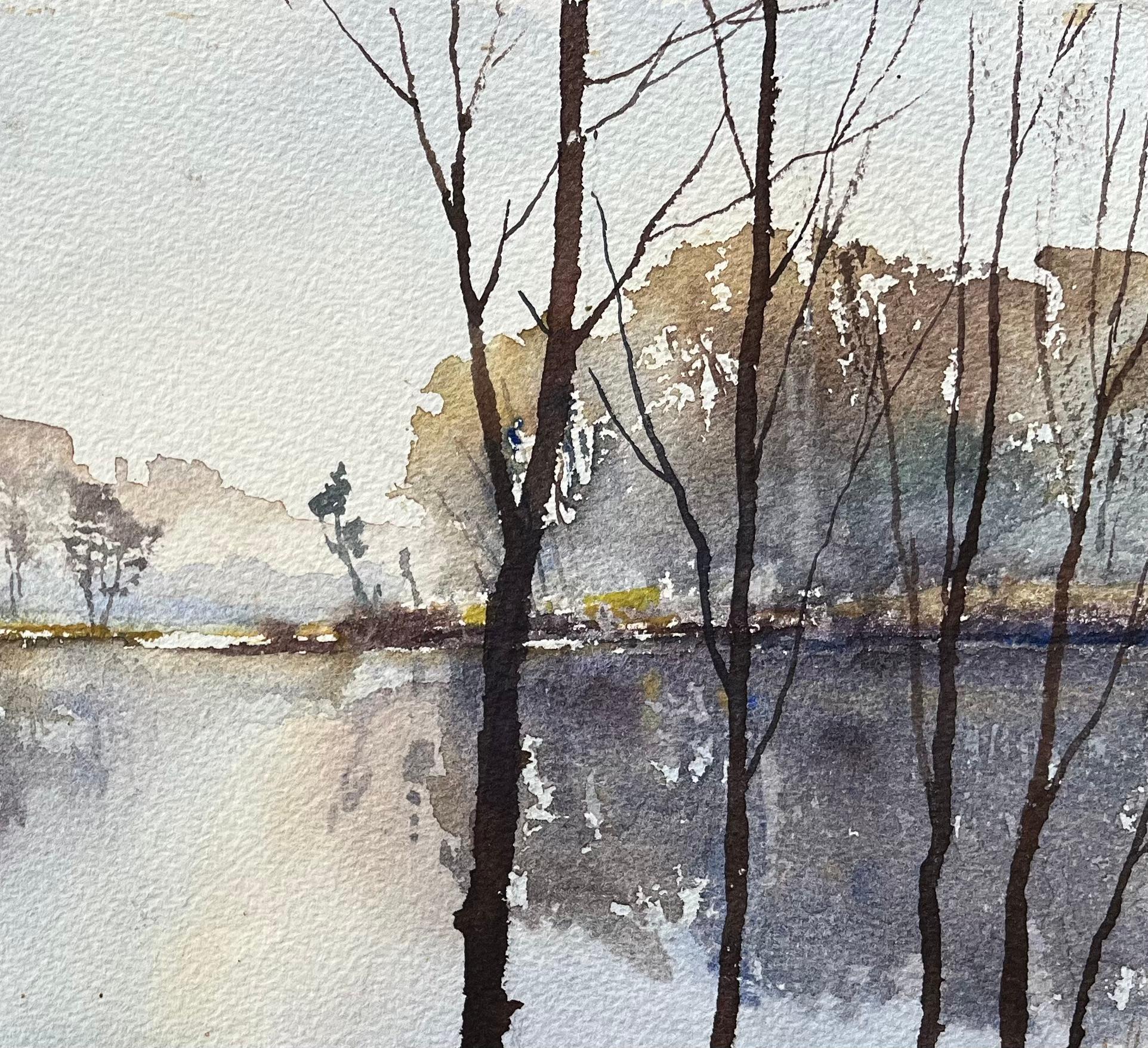 Original britisches Original-Aquarell einer ruhigen Seelandschaft im frühen Morgenlicht (Beige), Landscape Painting, von Anthony Avery