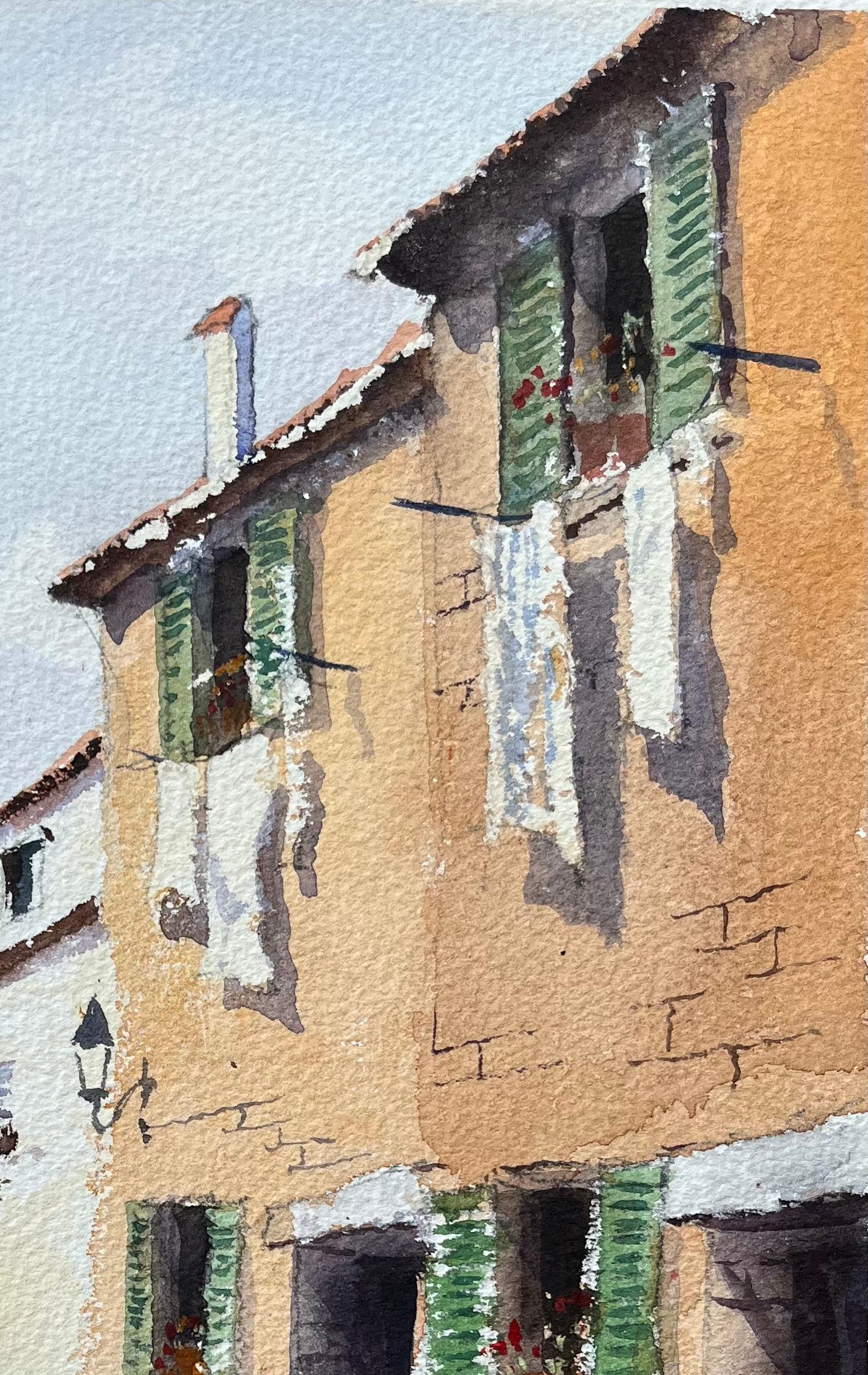 Aquarelle britannique d'une scène de village ensoleillée avec cheval, charrette et poules - Marron Landscape Painting par Anthony Avery