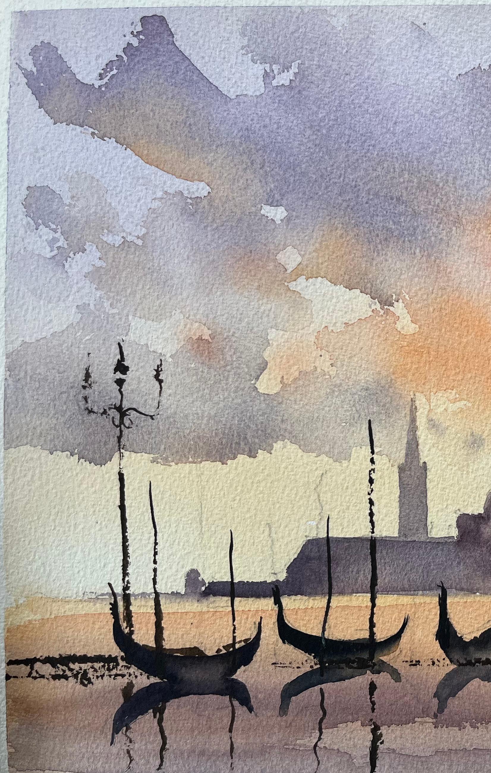 Britisches Aquarell von Gondeln bei Sonnenuntergang mit einer Silhouette der Skyline (Impressionismus), Painting, von Anthony Avery