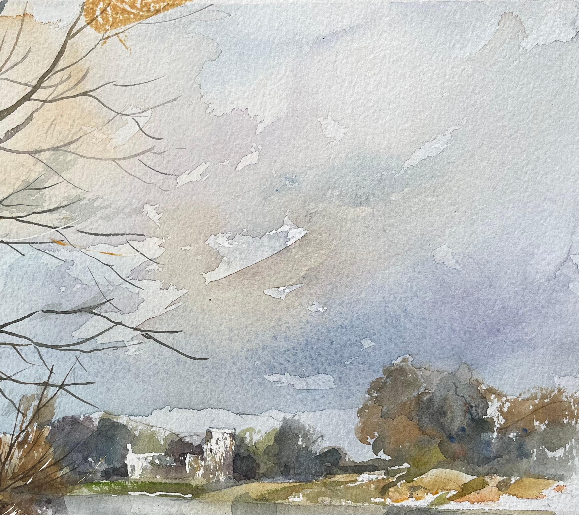 Acquerello britannico di una scena lungo il fiume con una chiesa distante - Landscape Painting Grigio di Anthony Avery