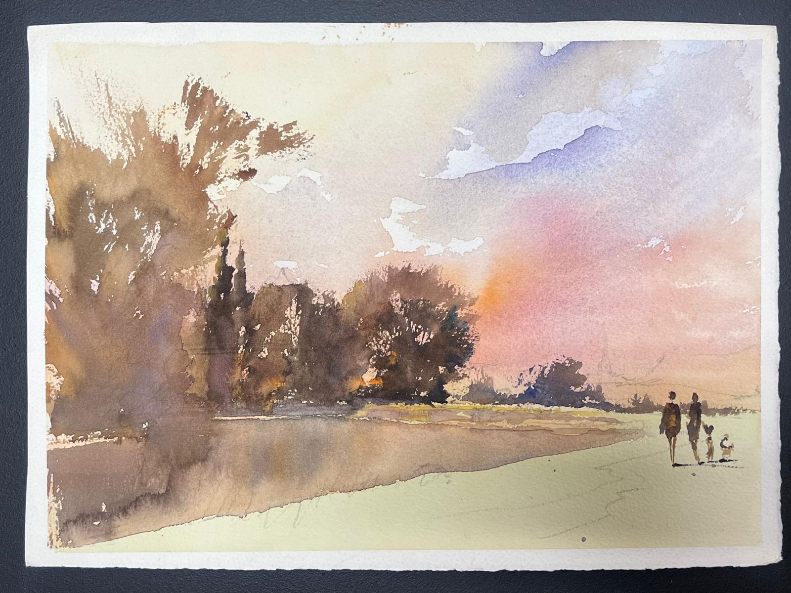 Fina Acuarela Impresionista Original Británica Familia Paseando al Atardecer - Painting de Anthony Avery