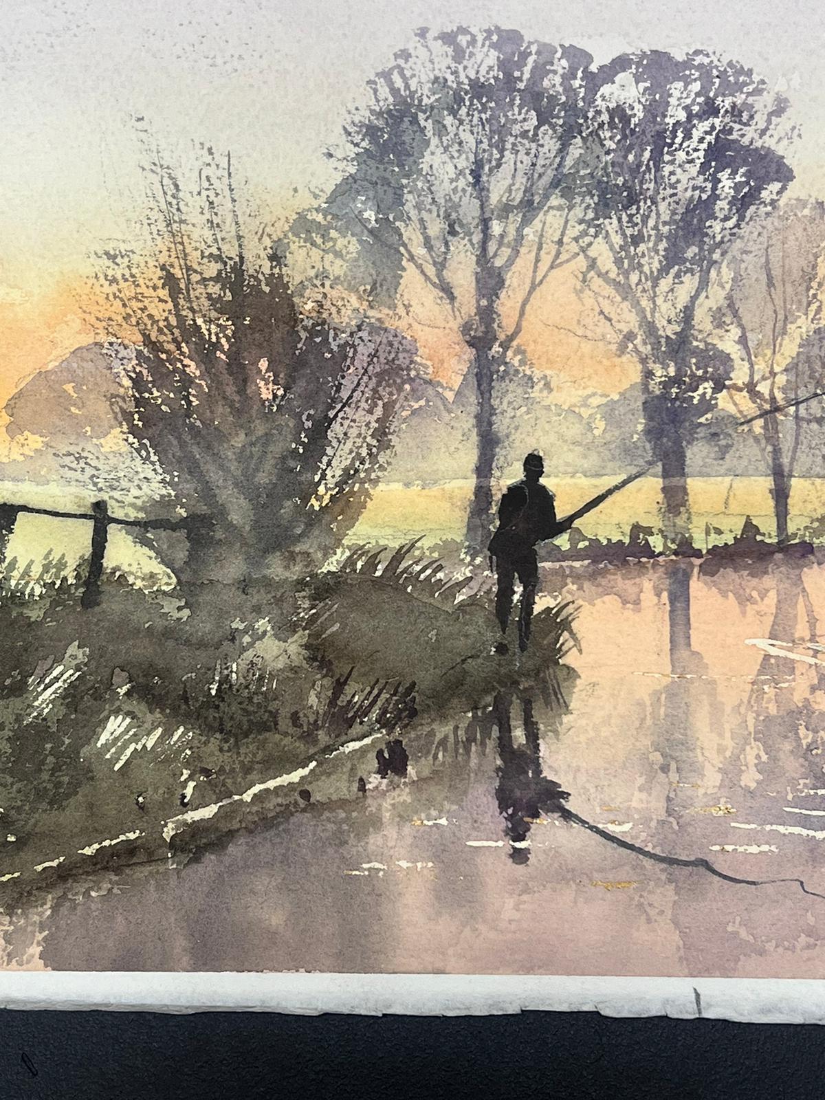 Raffinato acquerello originale britannico con figura di pesca a mosca all'alba - Painting Impressionismo di Anthony Avery