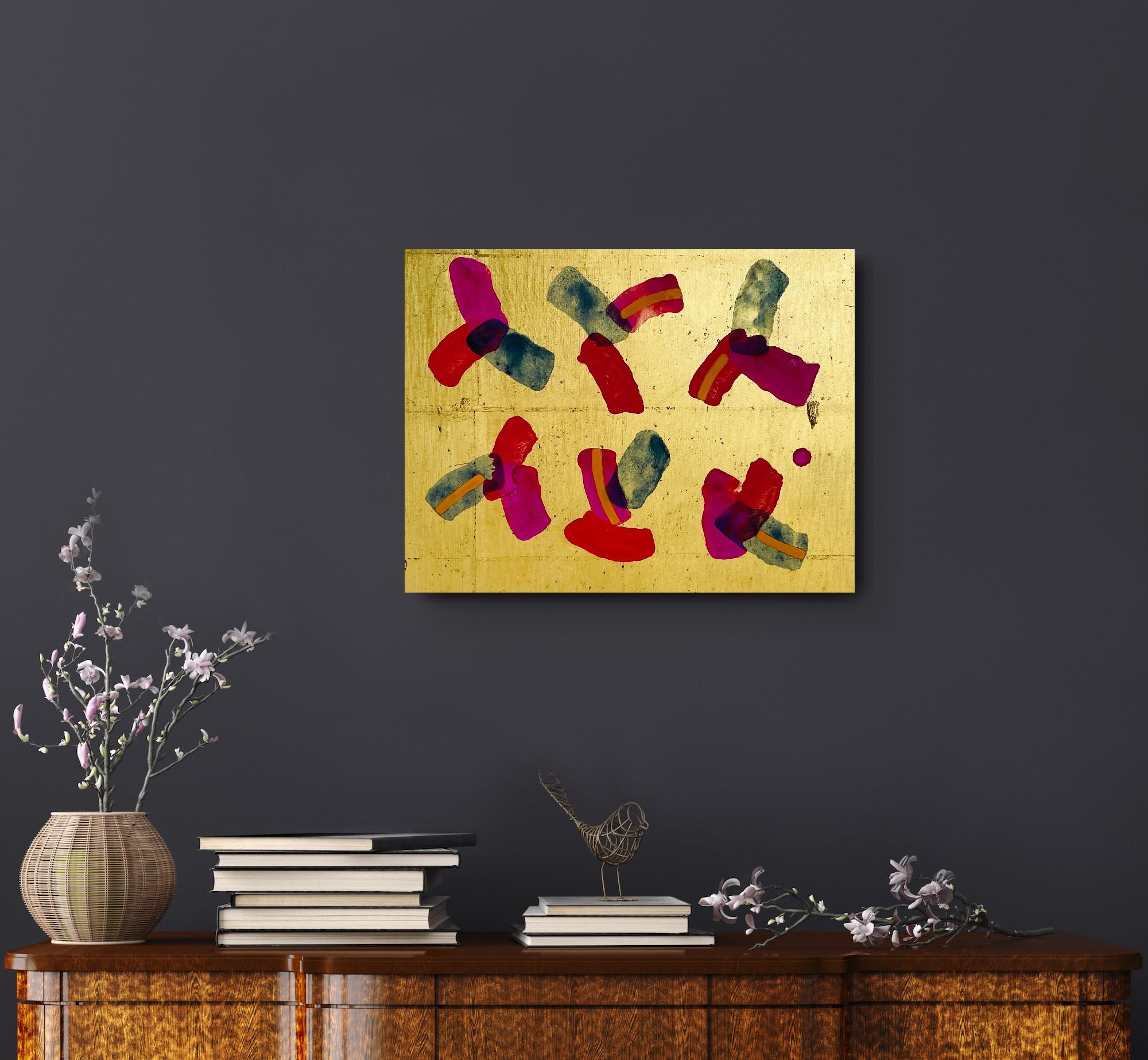 Abstraktes abstraktes Gemälde in Rot, Rosa, Blattgold und Blau Royal Society of Arts Afrika (Geometrische Abstraktion), Mixed Media Art, von Anthony Benjamin