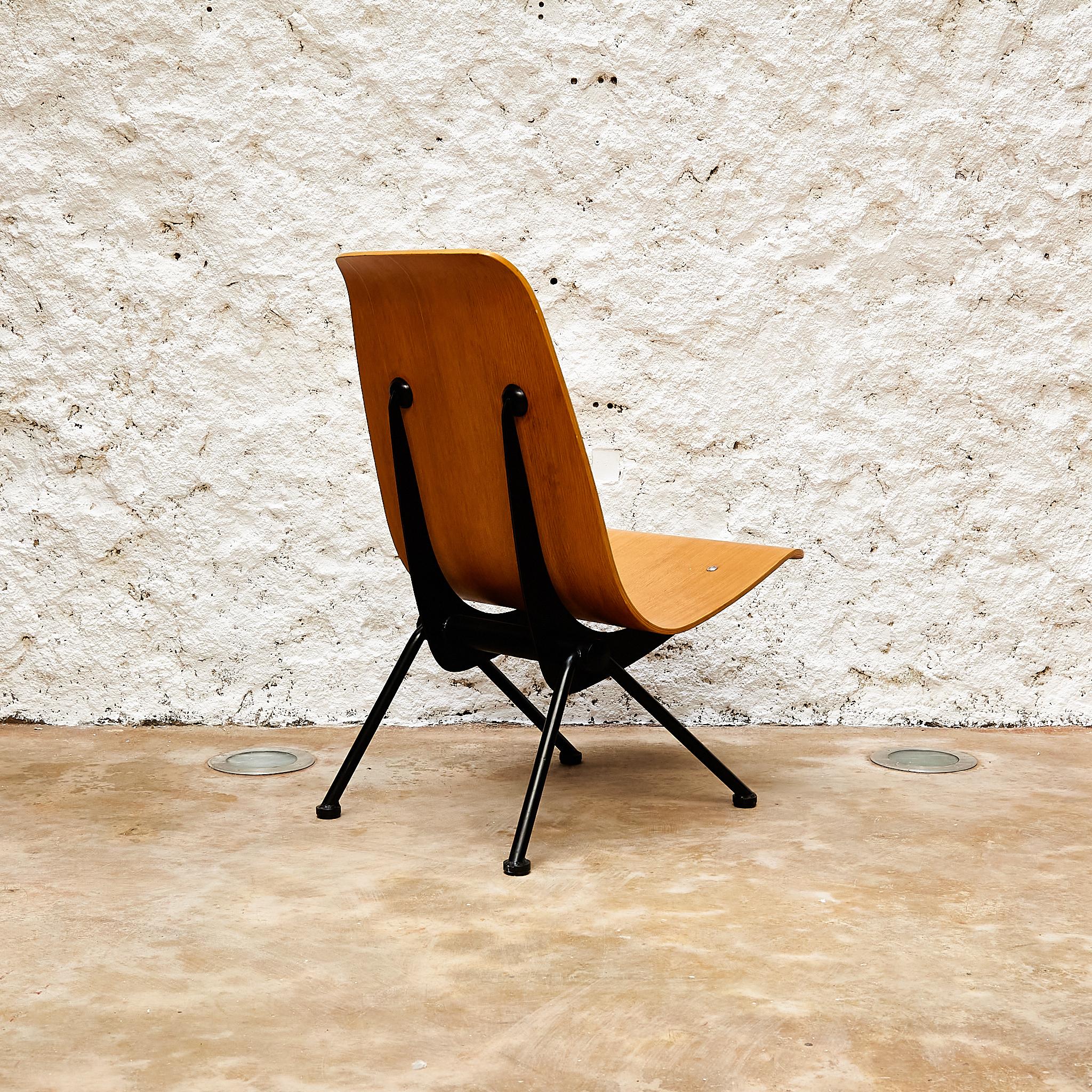 Anthony Chair After Jean Prouve, circa 2000 In Good Condition For Sale In Barcelona, Barcelona