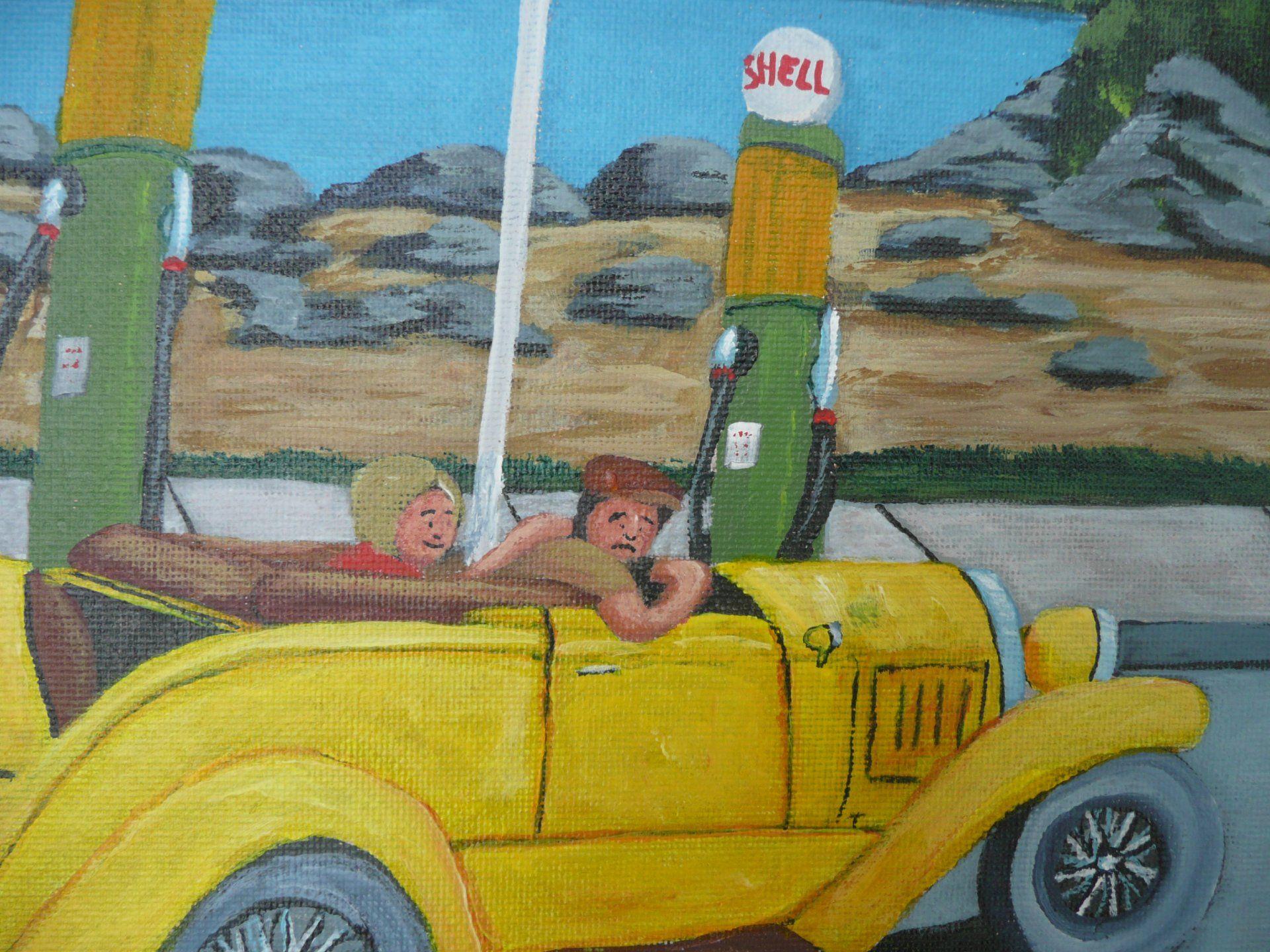 Cette peinture, créée en acrylique de qualité professionnelle sur toile non tendue, représente un jeune homme regardant avec nostalgie la voiture Duesenberg incrustée de chrome qui passe devant la station-service où il attend d'acheter de l'essence
