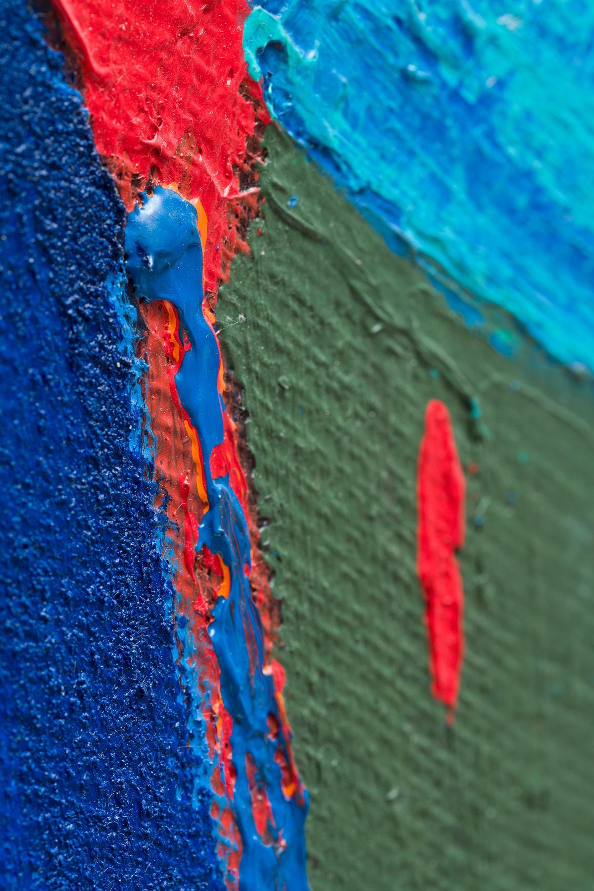 Uomo specchio (pittura astratta)

Acrilico e pomice su tela, sacco, tela vegetale e rete d'Assia - Senza cornice.

Anthony Frost, figlio di Sir Terry Frost RA, è un artista astratto inglese i cui dipinti e stampe vibranti e colorati mostrano