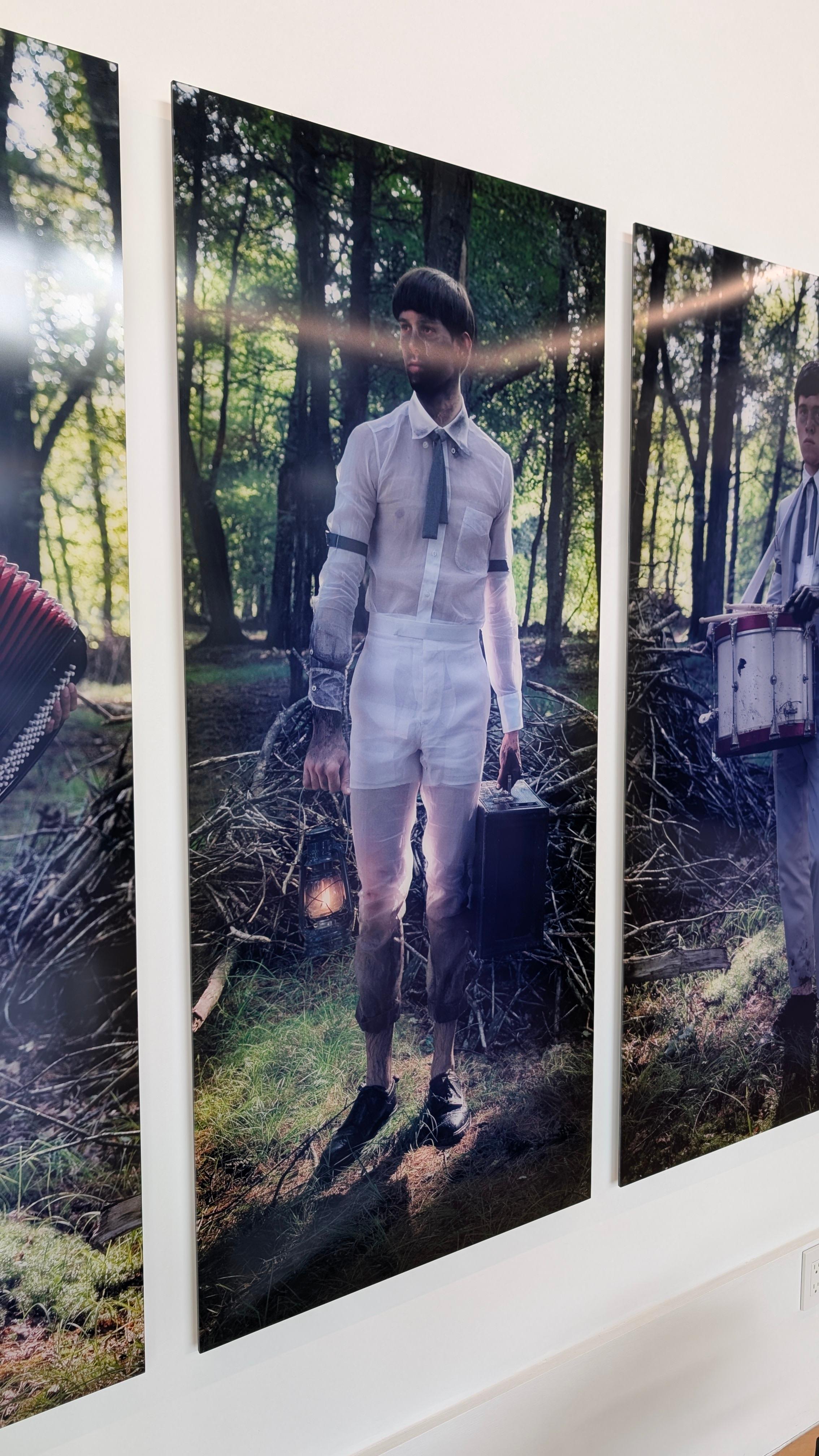 THE SEPTEMBERISTS TRIPTYQUE - Contemporain Photograph par Anthony Goicolea