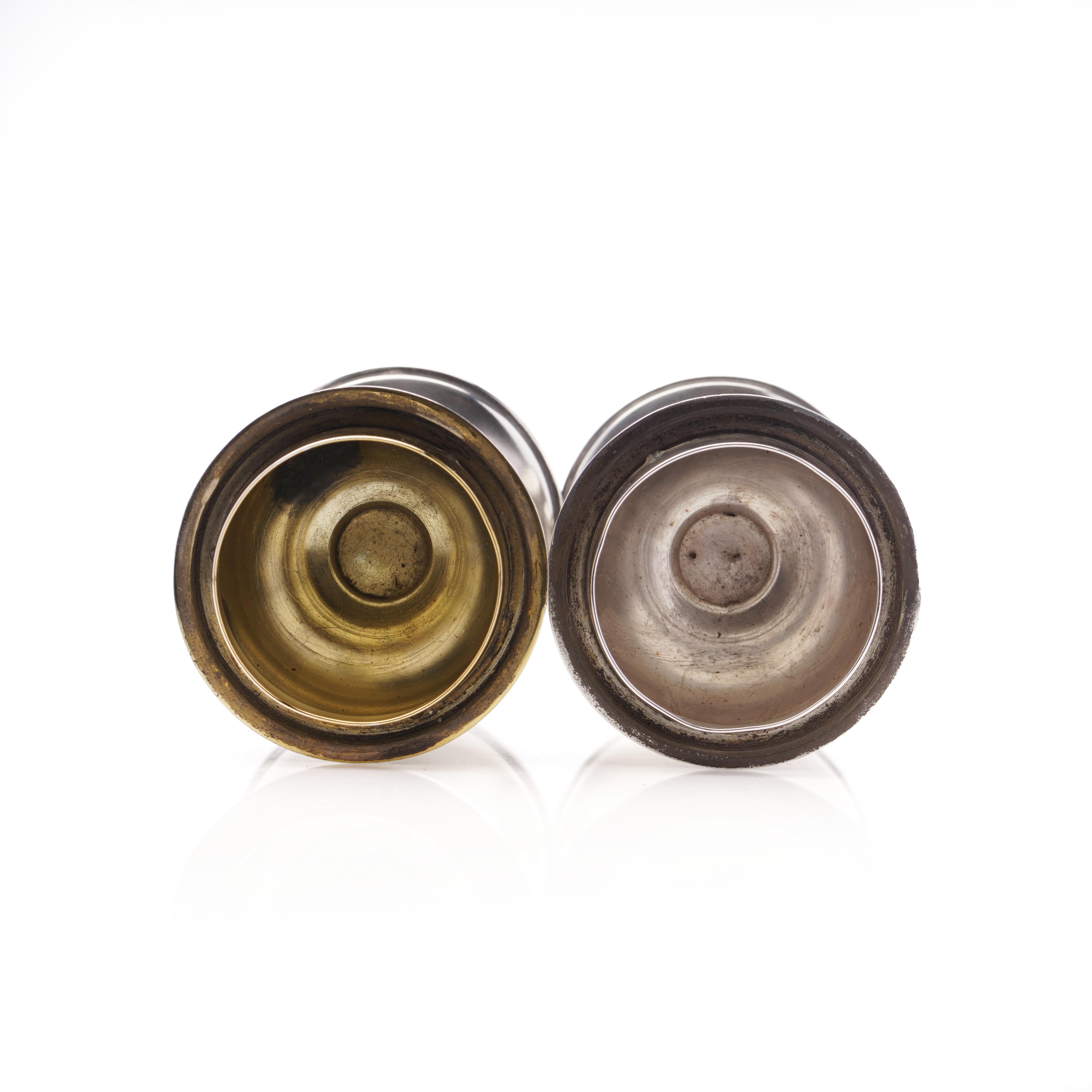 Fine XX secolo Shakers in argento sterling di Anthony Gordon Elson per sale e pepe in vendita