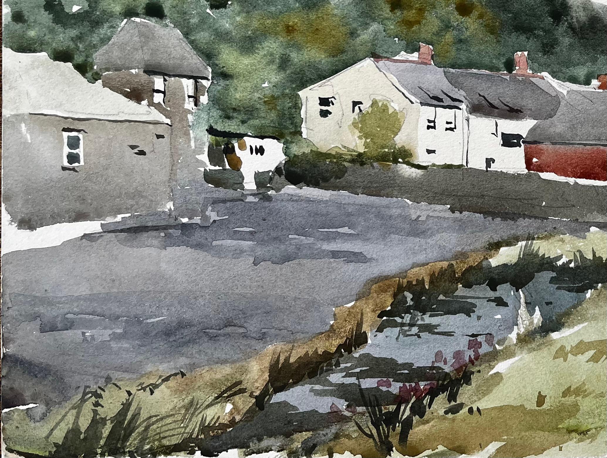 1977 Aquarelle du village de Boscastle en Cornouailles du Nord avec vue sur une colline et des chalets - Gris Landscape Painting par Anthony Herbert