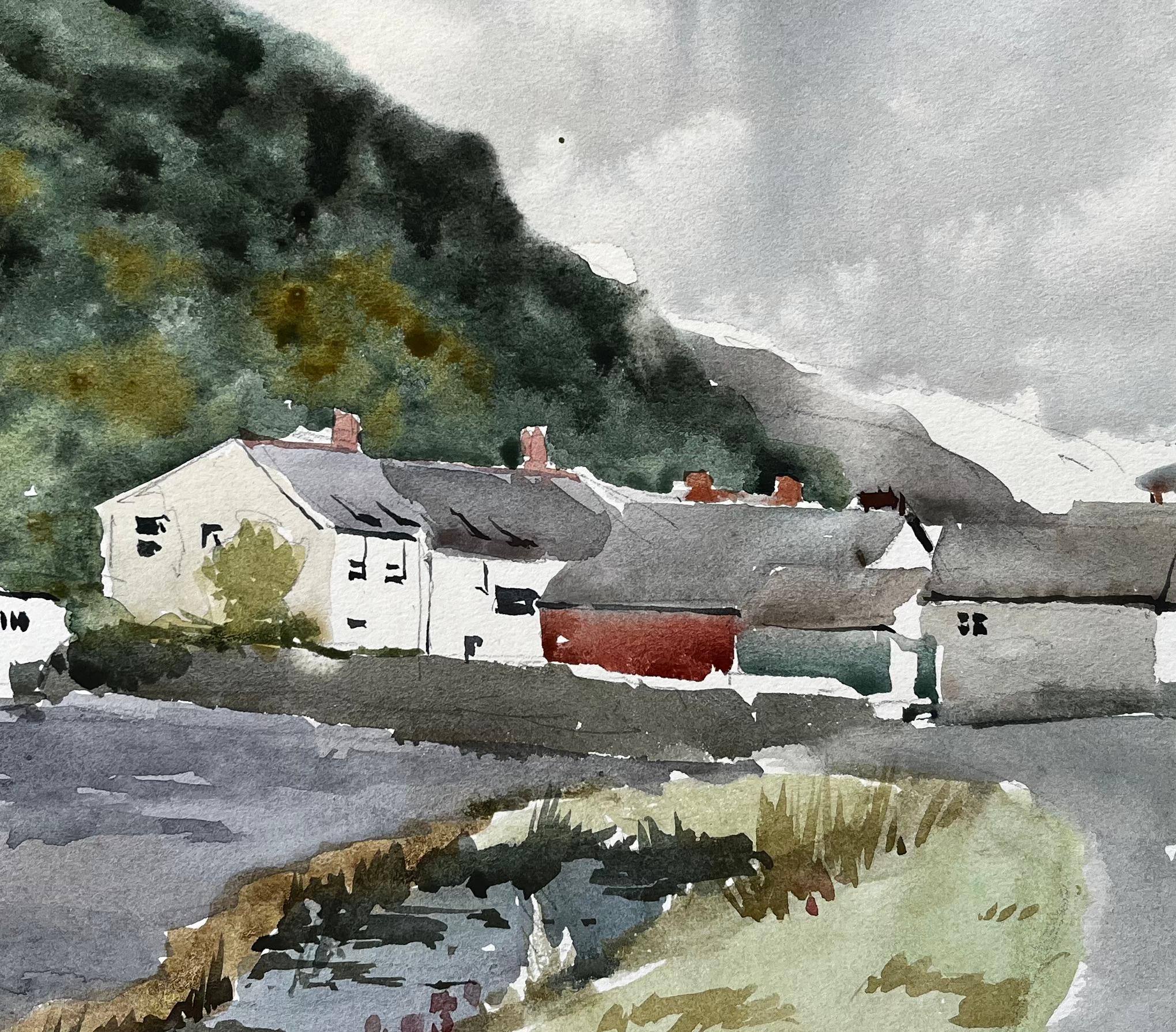 1977 Aquarelle du village de Boscastle en Cornouailles du Nord avec vue sur une colline et des chalets en vente 1