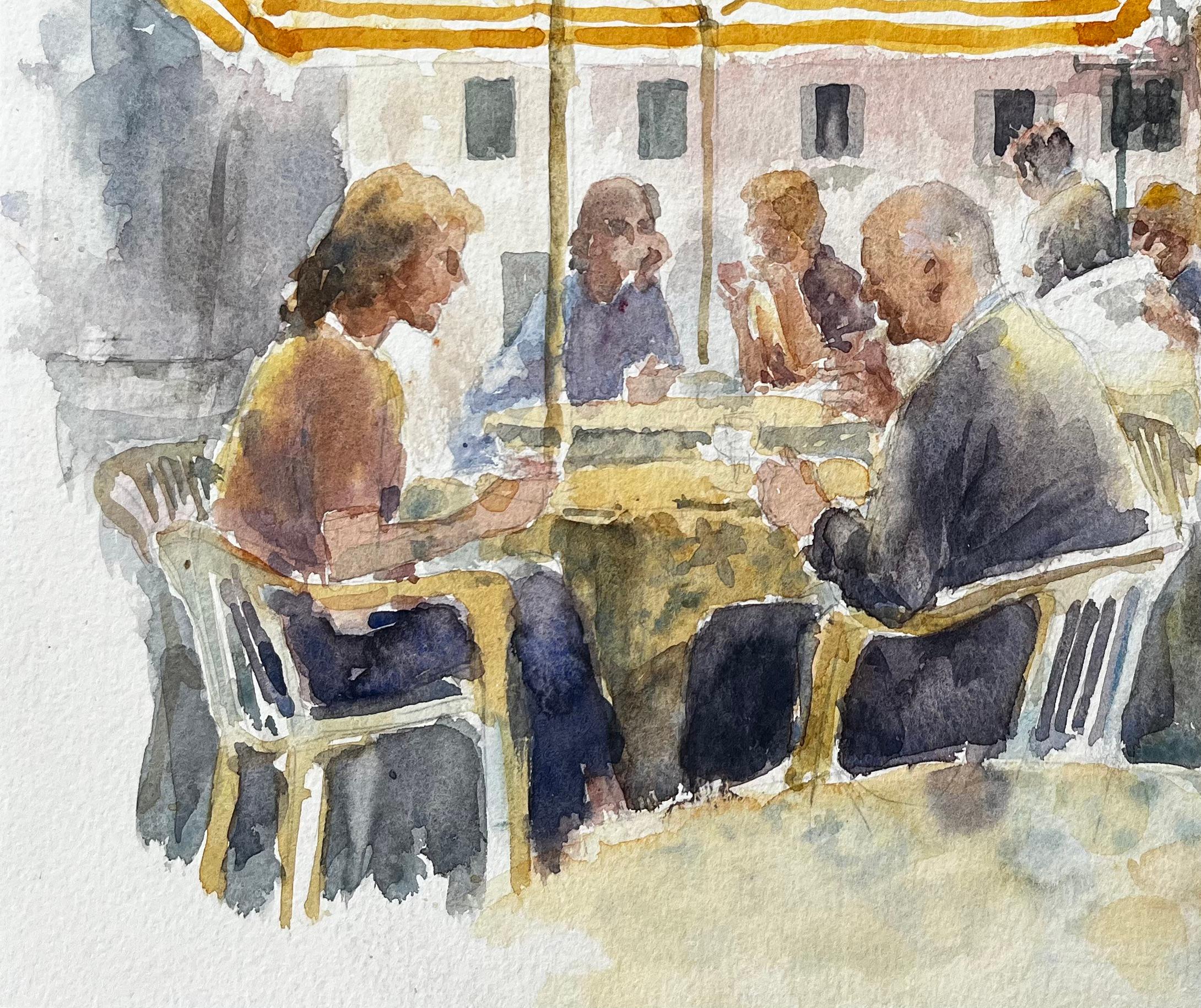 Cafe Szene in italienischen Piazza mit gelben gestreiften Markise und Diners im Angebot 1