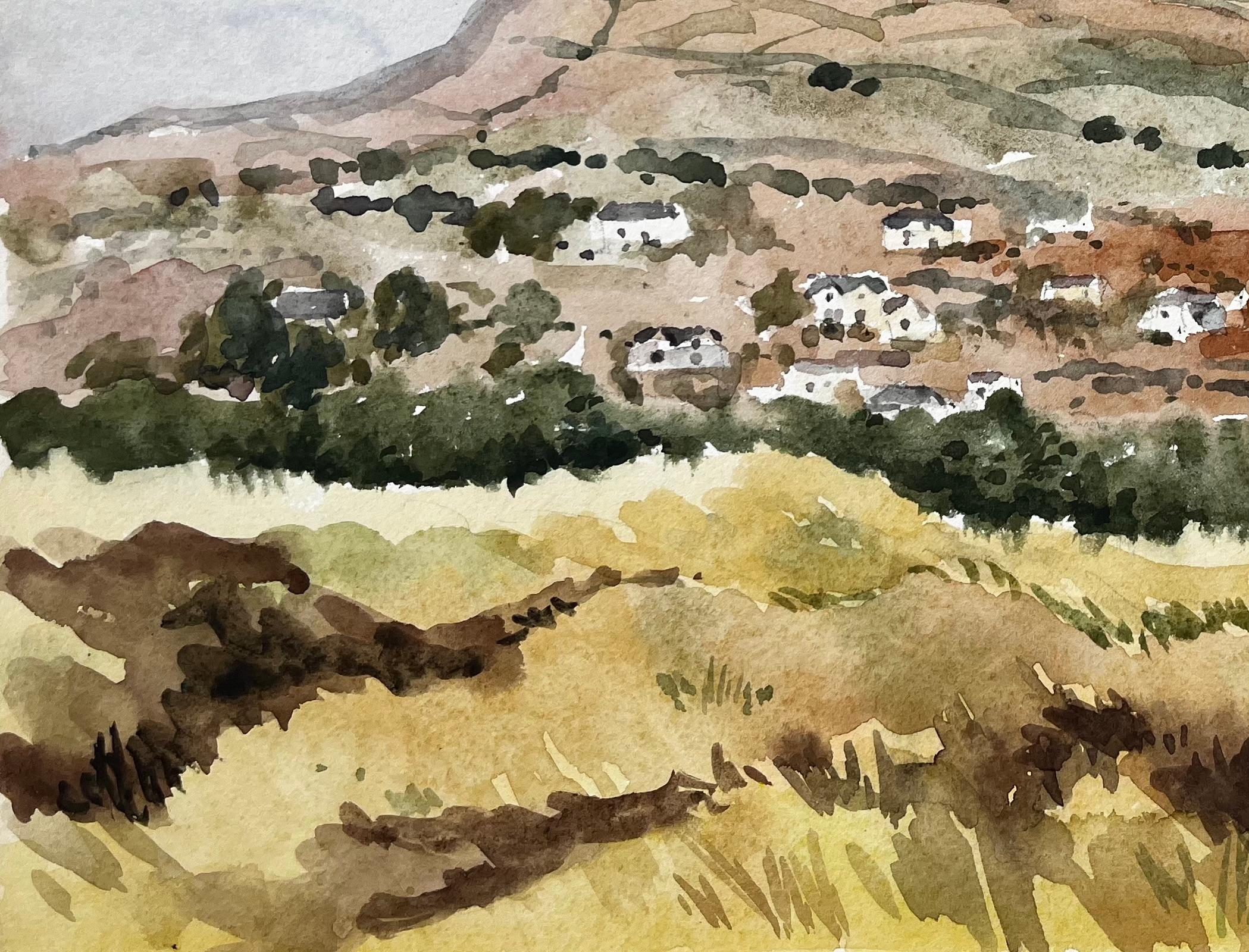 Titel: Bergdorf mit grasbewachsenem Vordergrund und blauem Himmel Schwarze Felsensande Wales
Von Tony Herbert (1927-2024)
Medium: Aquarell auf Karton, ungerahmt
Größe: 10,5 Zoll (Höhe) x 14,75 Zoll (Breite)
Zustand: gut, mit einigen altersbedingten