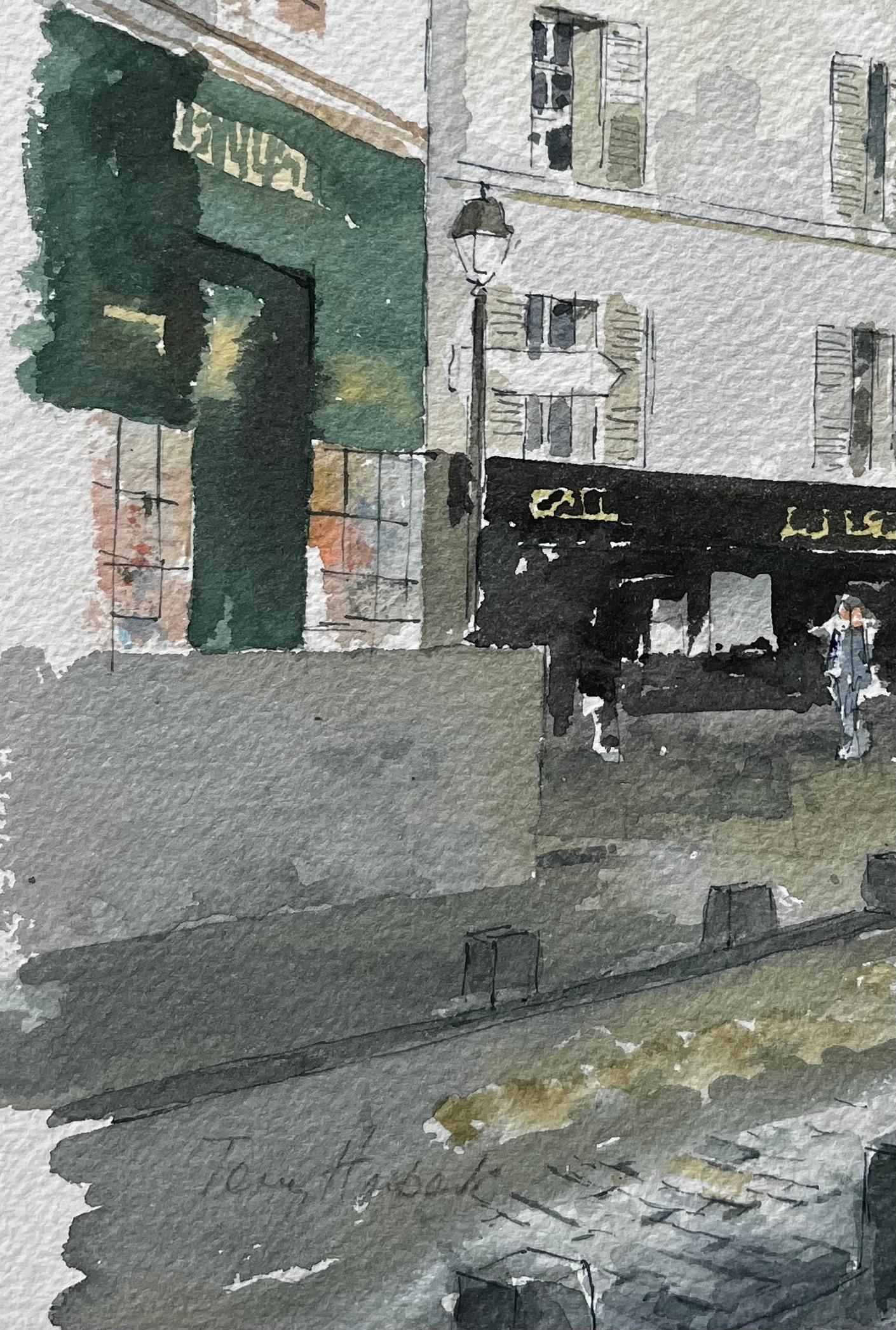 Pariser Straßenszene mit Le Consulat Café und klassischer Montmartre-Architektur im Angebot 1