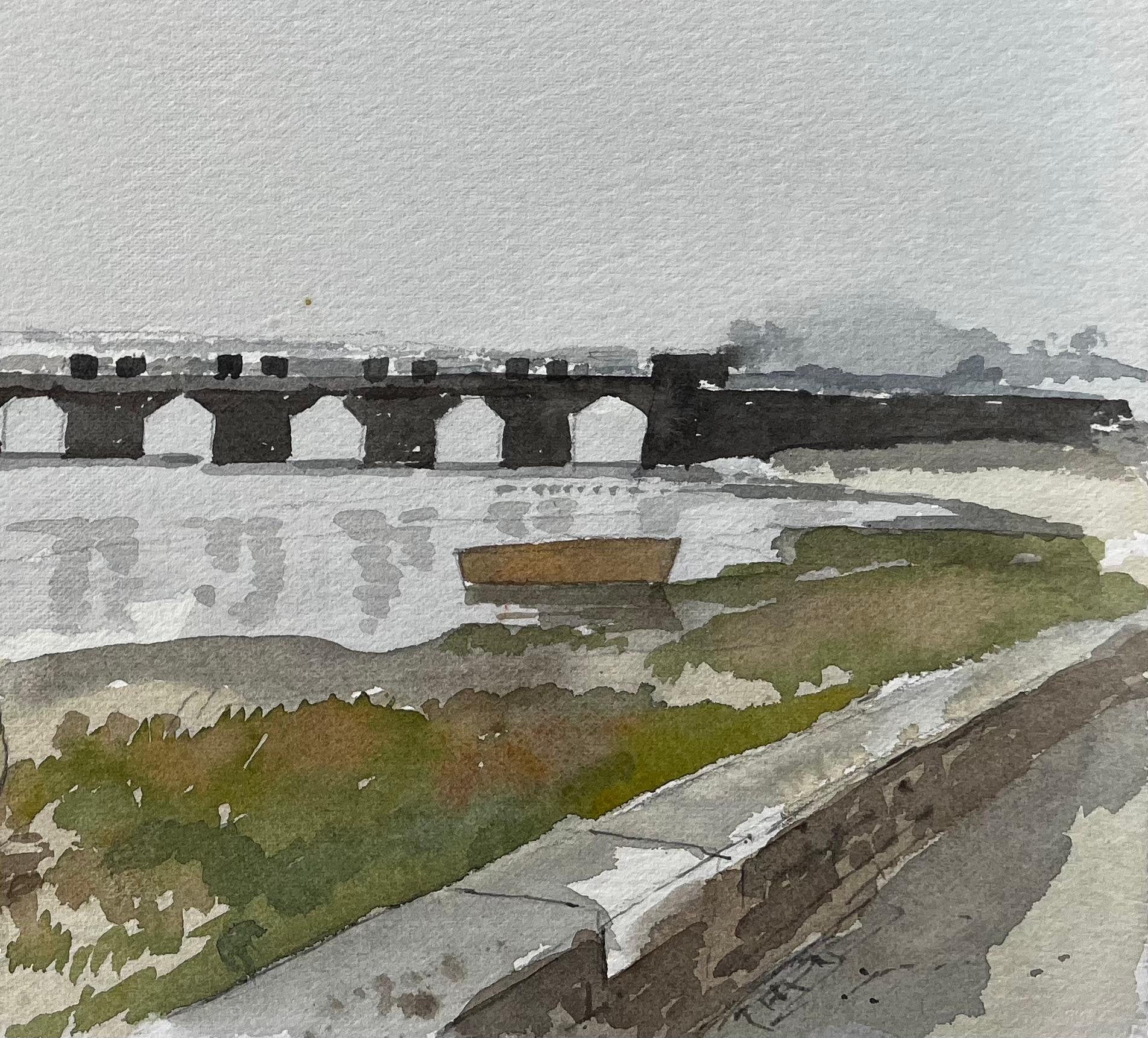 Pont Bel Bretagne Pont arqué au-dessus de l'eau avec bateaux amarrés et coque rouge 1988 - Impressionnisme Painting par Anthony Herbert