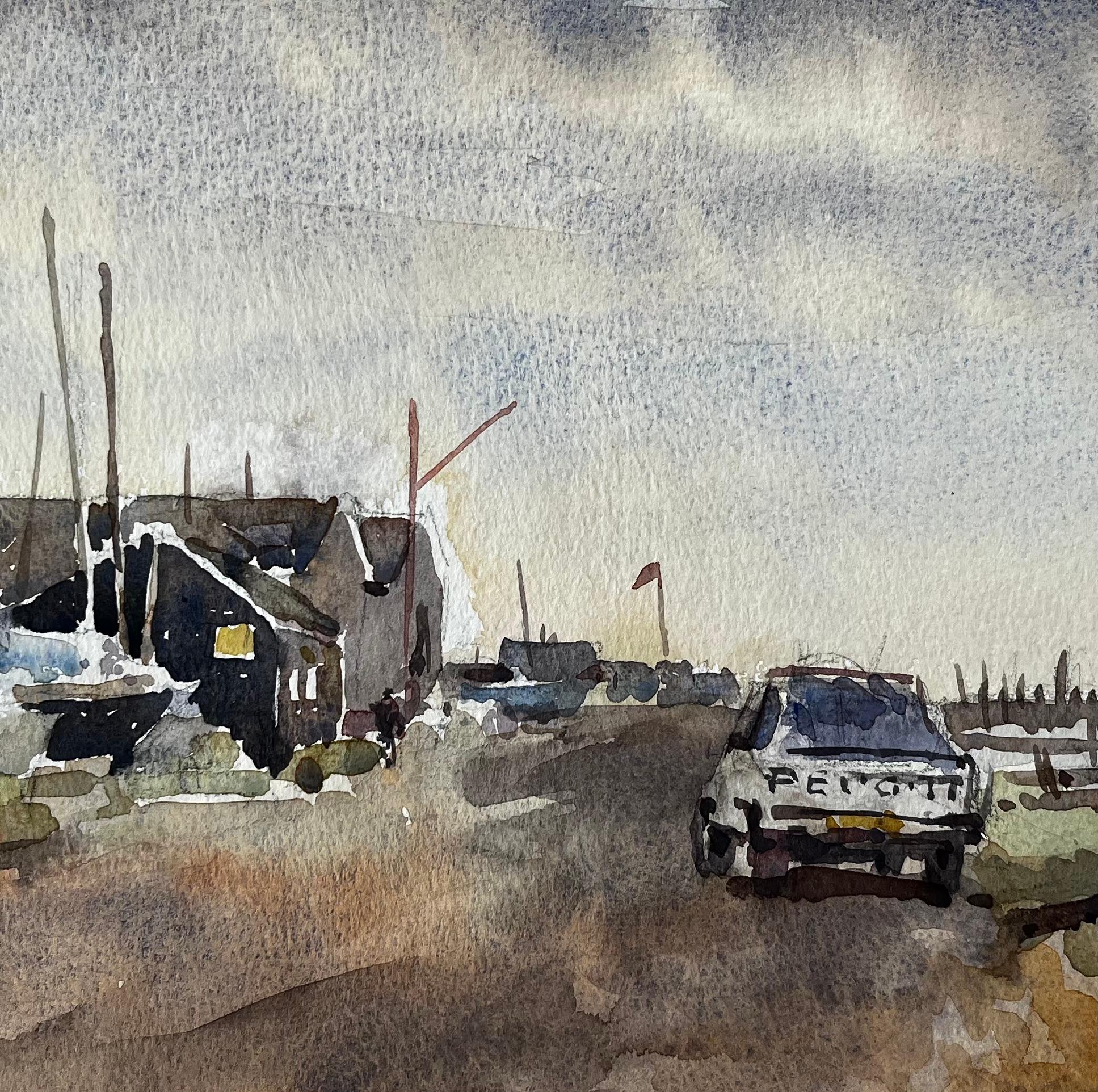 Southwold Harbour mit vertäuten Schiffen Peugeot Car und Cloudy Sky im Angebot 2