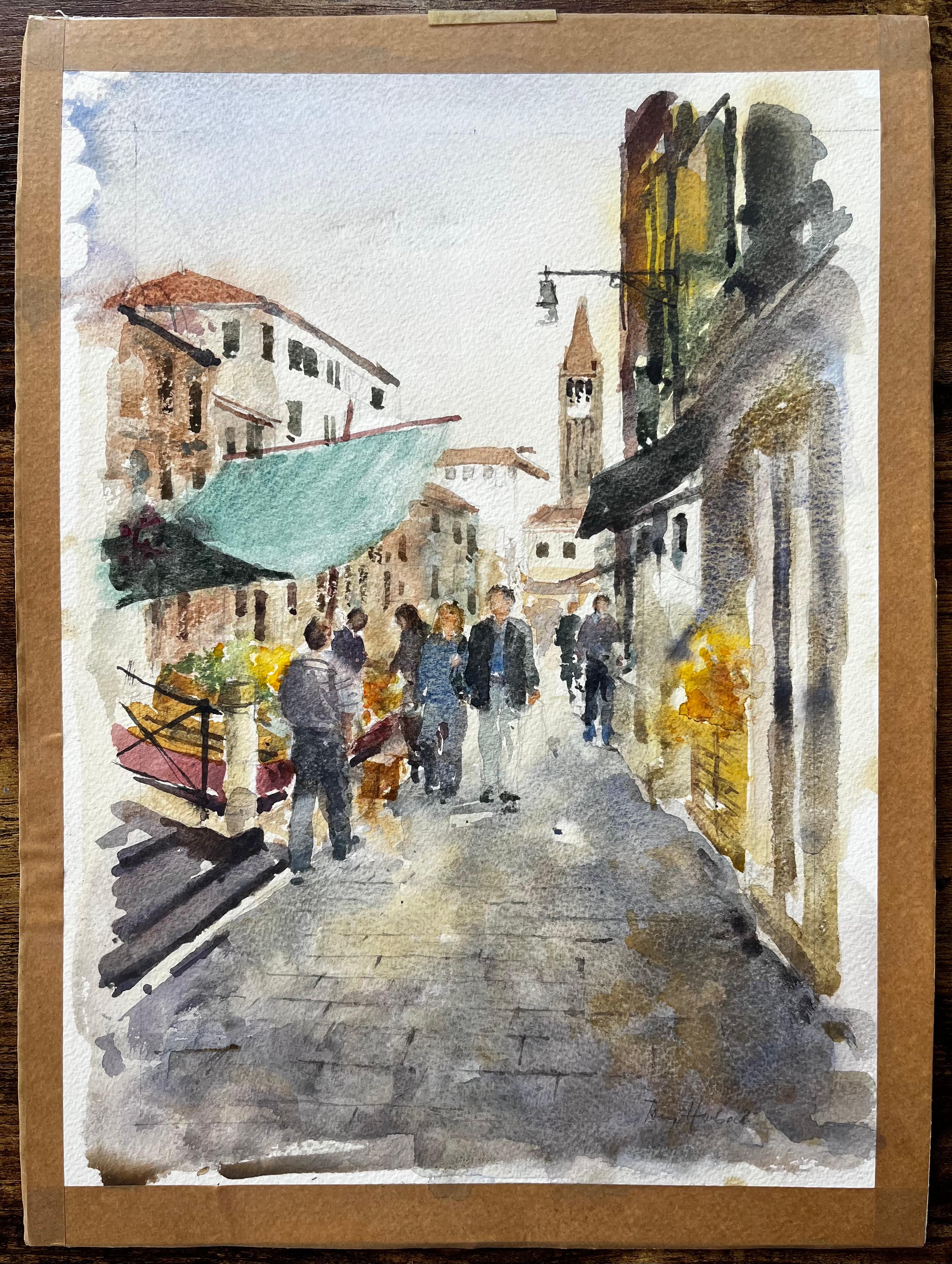 Scène de rue à Venise avec personnages, étals de marché, tour Aquarelle originale - Art de Anthony Herbert