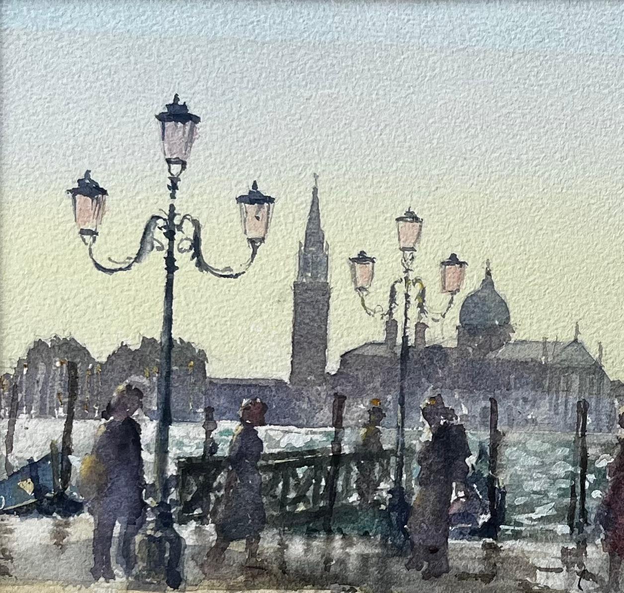 Venedig Waterfront Gemälde mit Gondeln und Lampposts Original Aquarell – Painting von Anthony Herbert