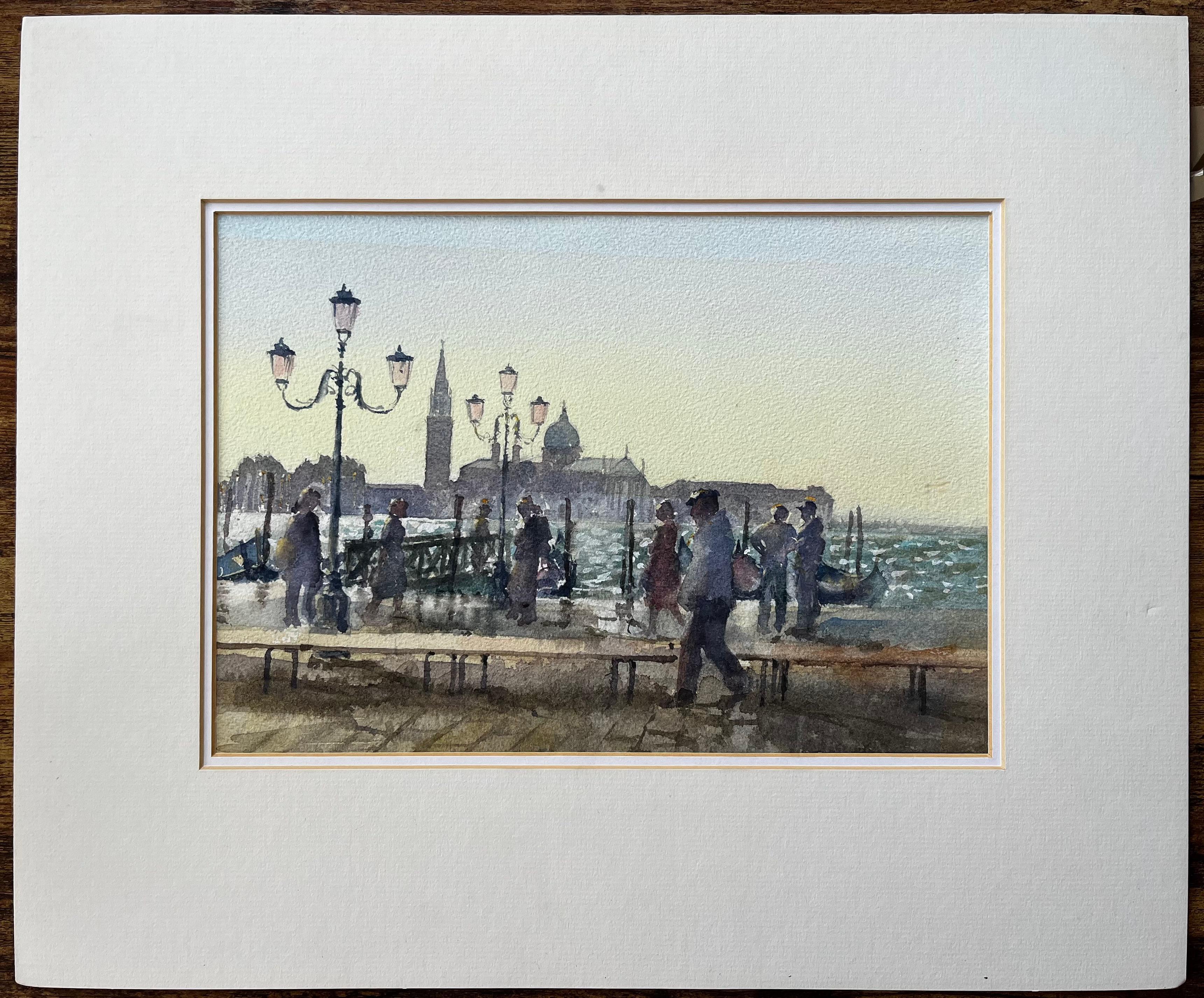 Venedig Waterfront Gemälde mit Gondeln und Lampposts Original Aquarell (Impressionismus), Painting, von Anthony Herbert