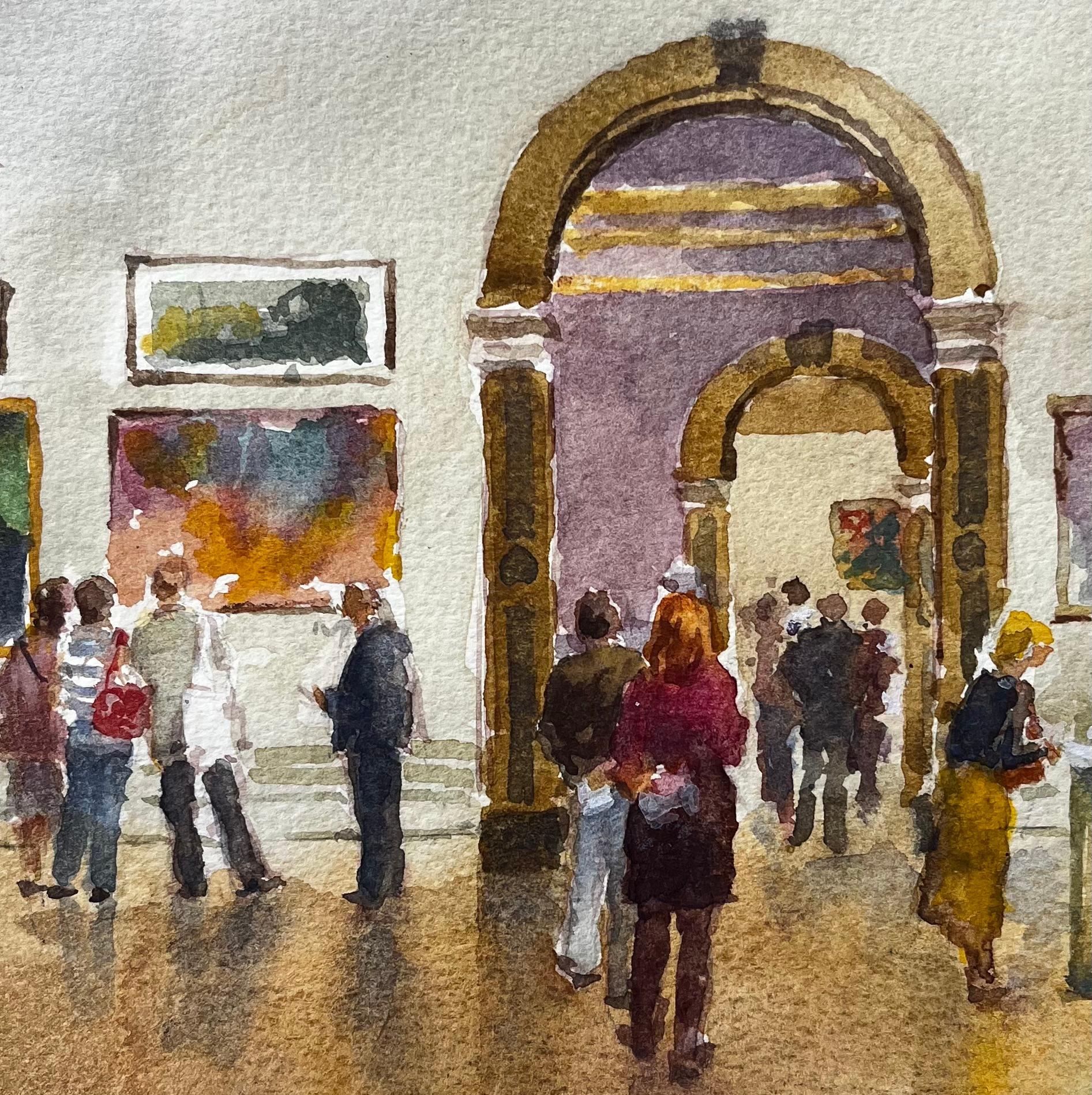 Besucher einer großen Galerie mit gerahmten Gemälden und verzierten Innenräumen im Angebot 2