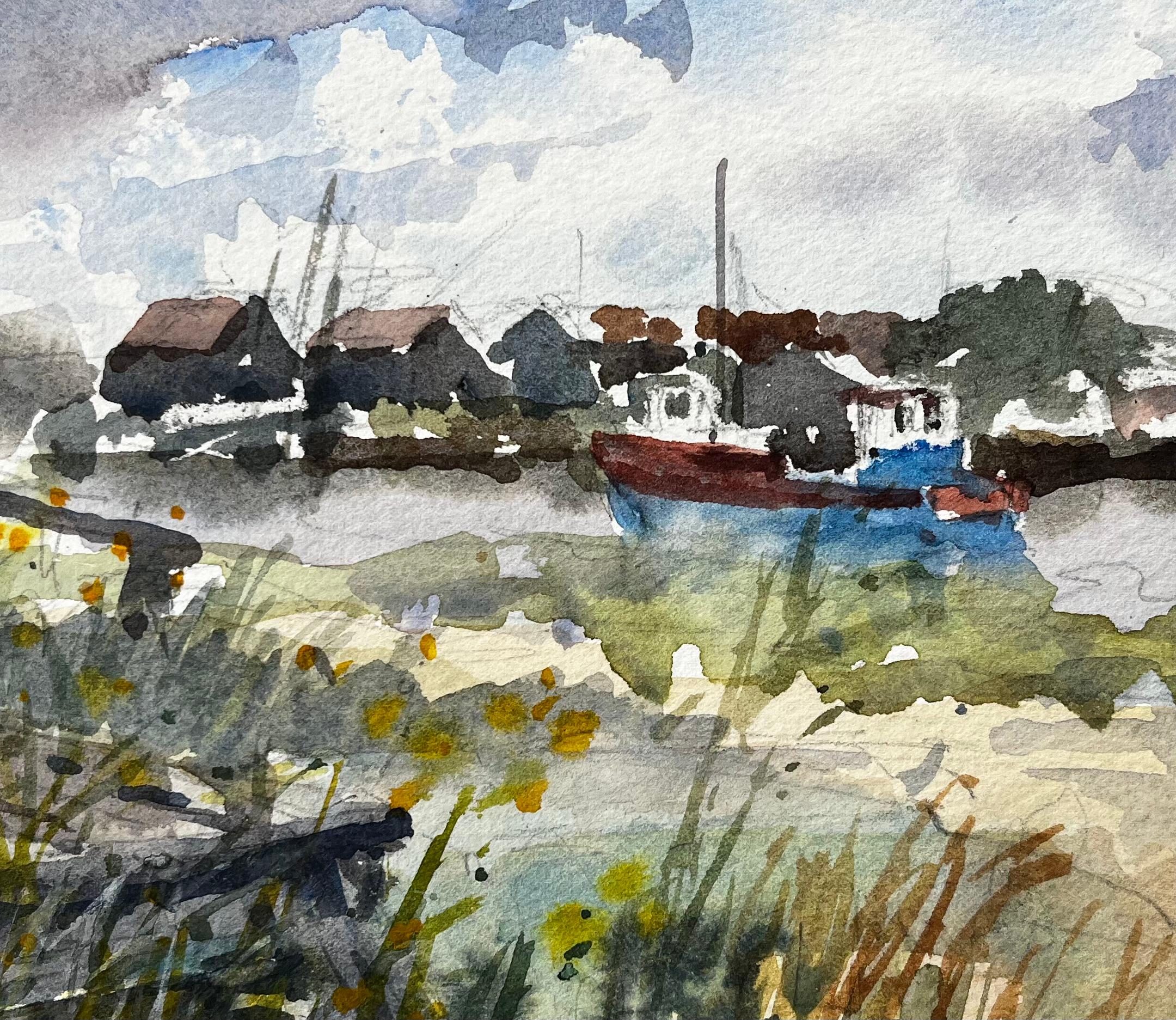 Walberswick Flussufer mit vertäutem roten und blauen Boot Suffolk Coastal Aquarell im Angebot 3