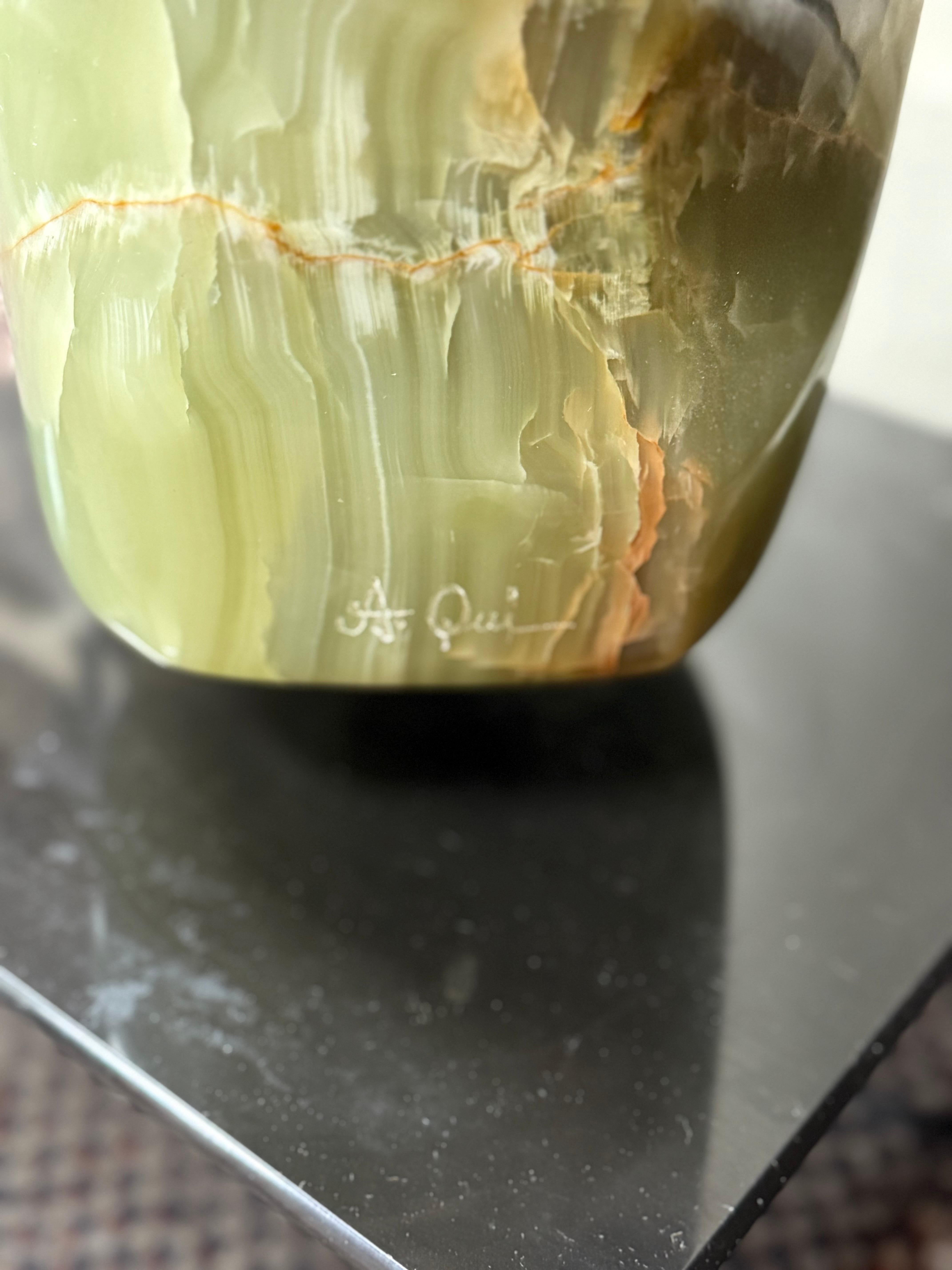 Vénus, sculpture unique en onyx vert sculptée par Anthony Quinn en vente 6