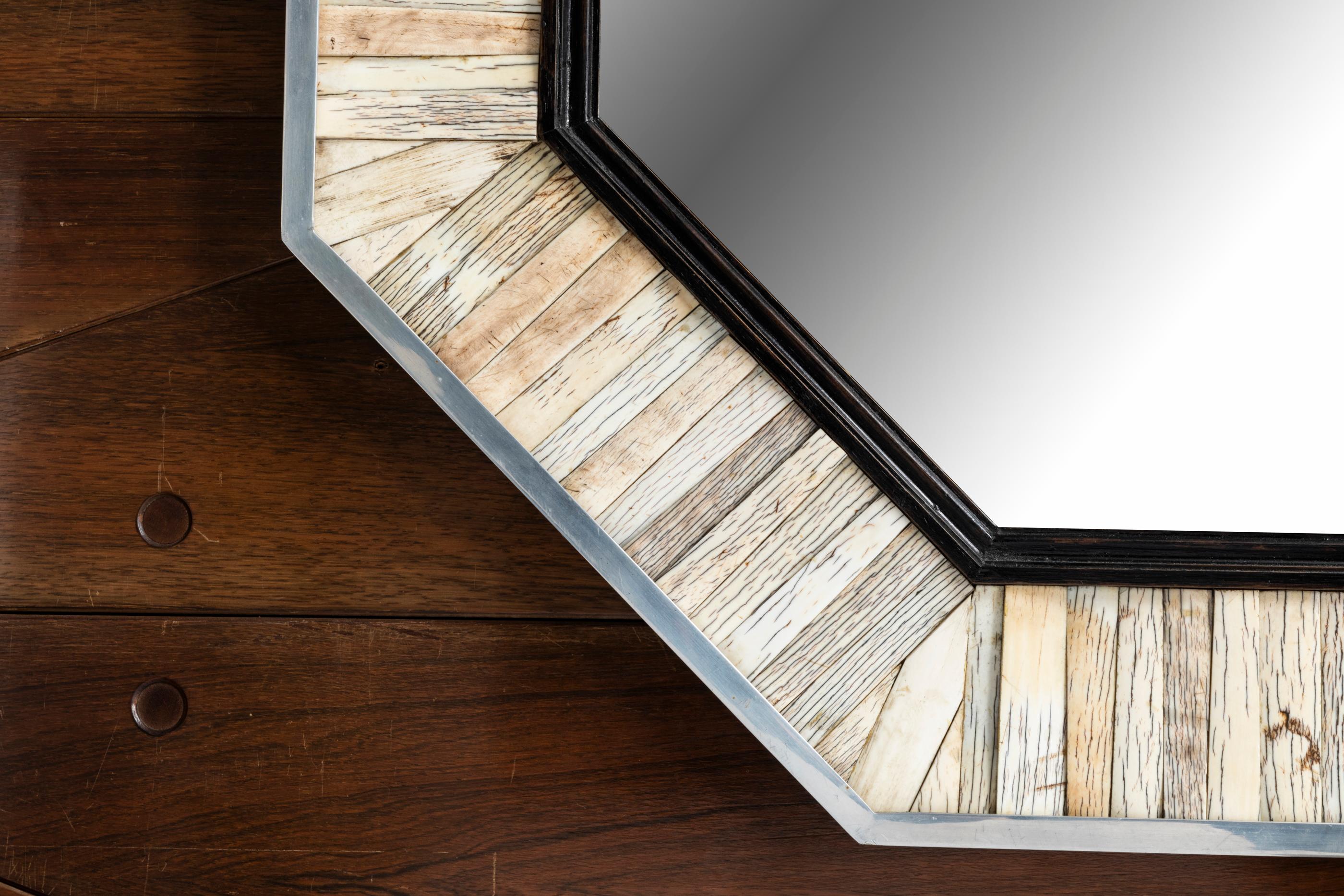 Mid-Century Modern Miroir en corne Anthony Redmile, 1970 en vente