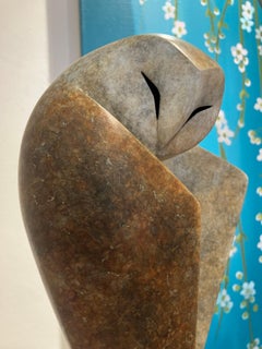 "Bastion 3" Sculpture contemporaine en bronze Portrait d'un hibou, oiseau