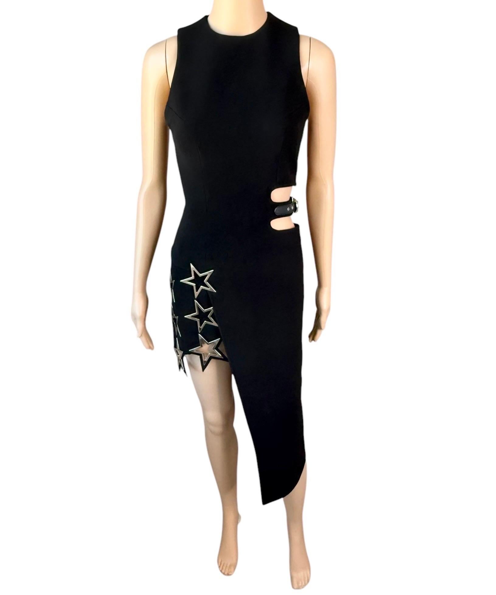 Donna Anthony Vaccarello A/I 2015: abito nero asimmetrico con ritaglio a stella in vendita
