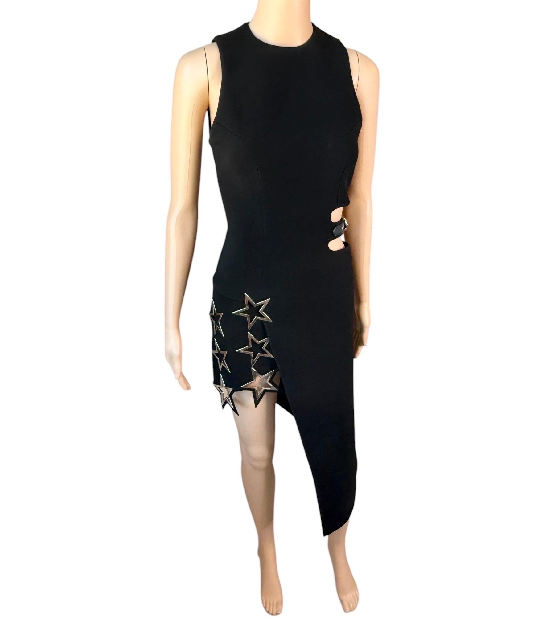 Anthony Vaccarello A/I 2015: abito nero asimmetrico con ritaglio a stella in vendita 3